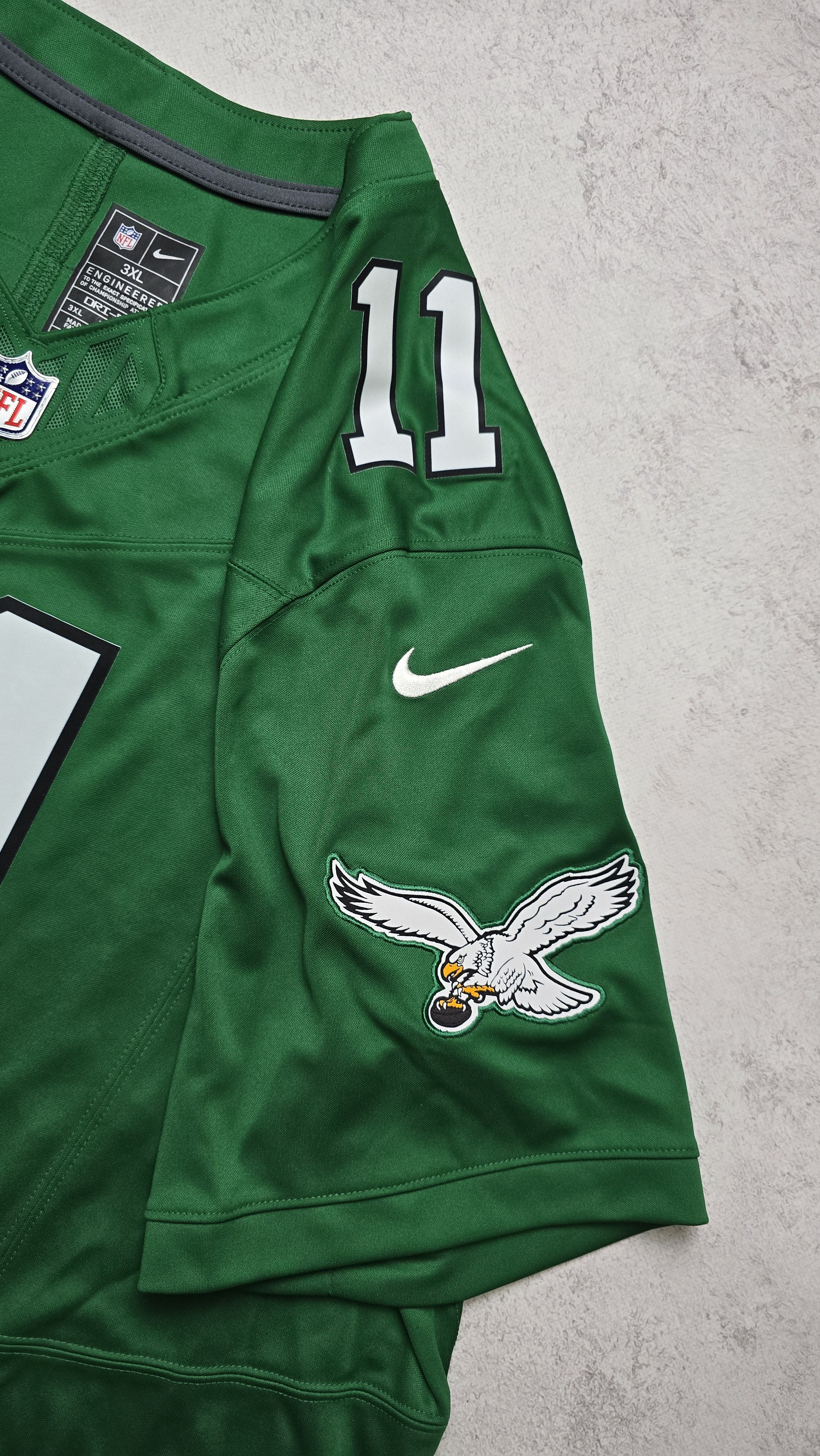 Nike Brown #11 Eagles Vapor FUSE Super Bowl LIX Champs Jersey XXL Size US XXL / EU 58 / 5 - 10 Thumbnail