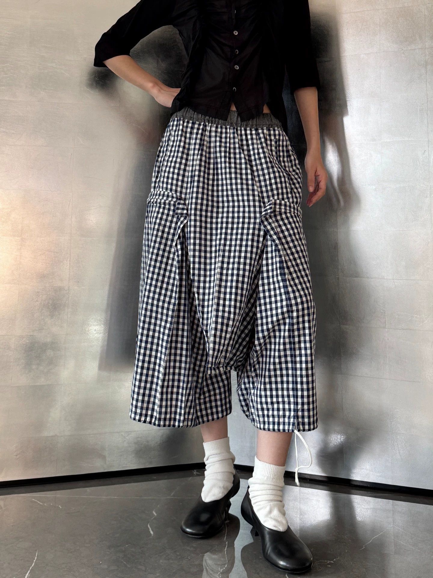 Comme des Garcons Women's CDG AD2007 Navy Checkered Elastic Waist Harem Pants Size 25" / US 0 / IT 36 - 5 Thumbnail
