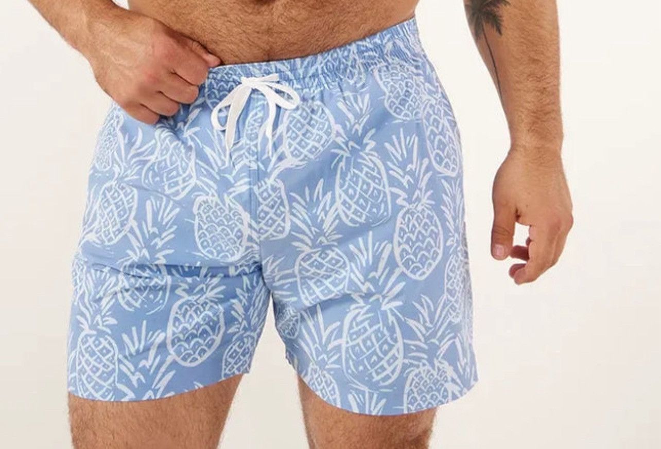 Chubbies Chubbies Faded Blue Pineapple The Thigh Napples 5.5” Shorts Size US 36 / EU 52 - 1 Thumbnail