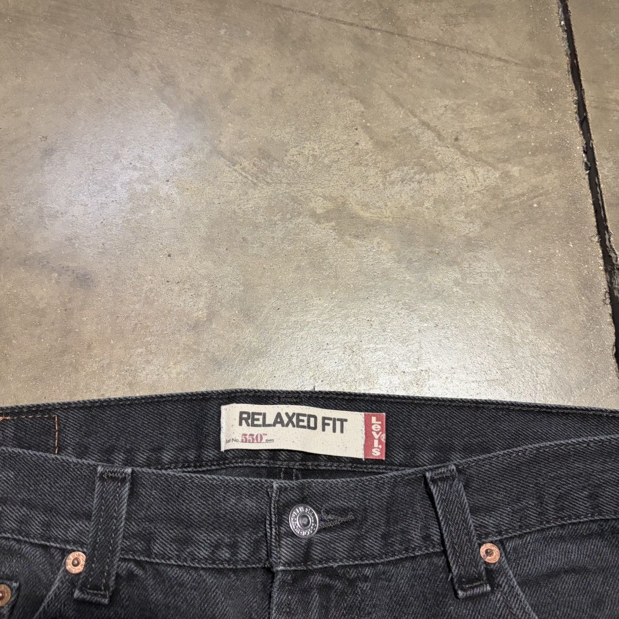 Levi's Vintage Levis 550 Black Denim Jeans Faded Baggy Grunge Punk Size US 36 / EU 52 - 13 Thumbnail