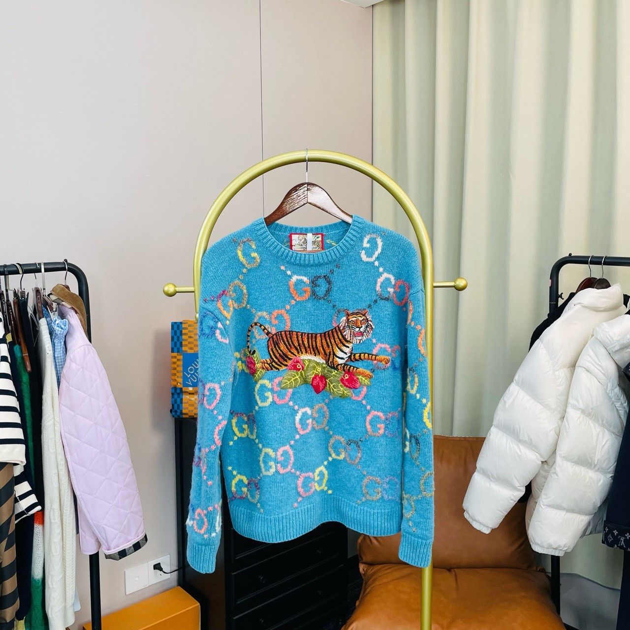 Gucci Gucci Blue full-print large logo sweater 2501-Nextarrow Size US M / EU 48-50 / 2 - 1 Thumbnail