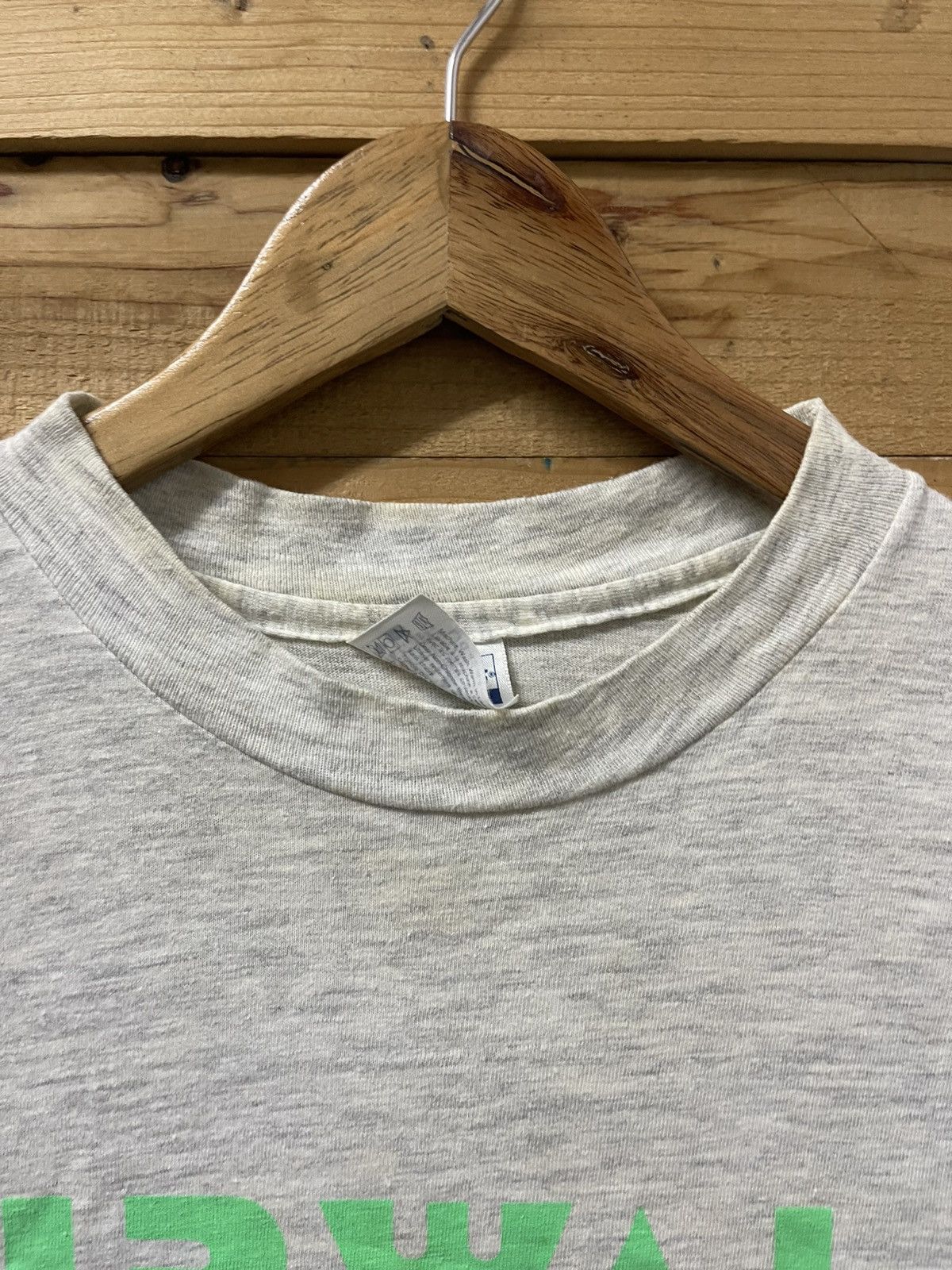 Vintage Vintage 90s airwalk tshirt Size US L / EU 52-54 / 3 - 4 Thumbnail