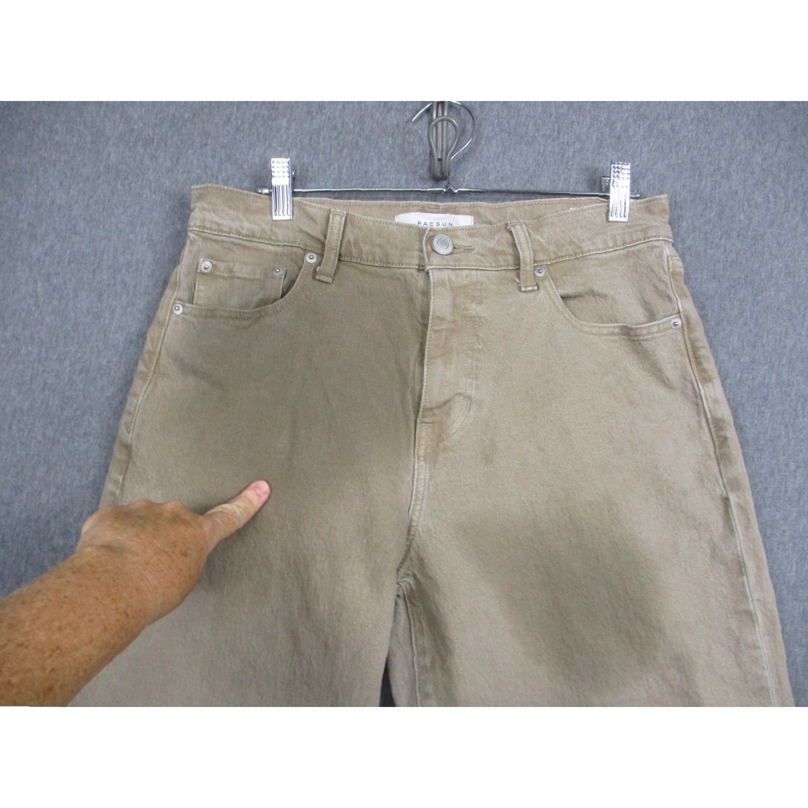 Pacsun Pacsun Baggy Jeans Mens 30x30 Khaki Straight Leg Denim Pants Beige 30 Inseam 30 Waist 30 Regular Cotton Spandex Zip Button Flaws Stain Size US 30 / EU 46 - 2 Thumbnail