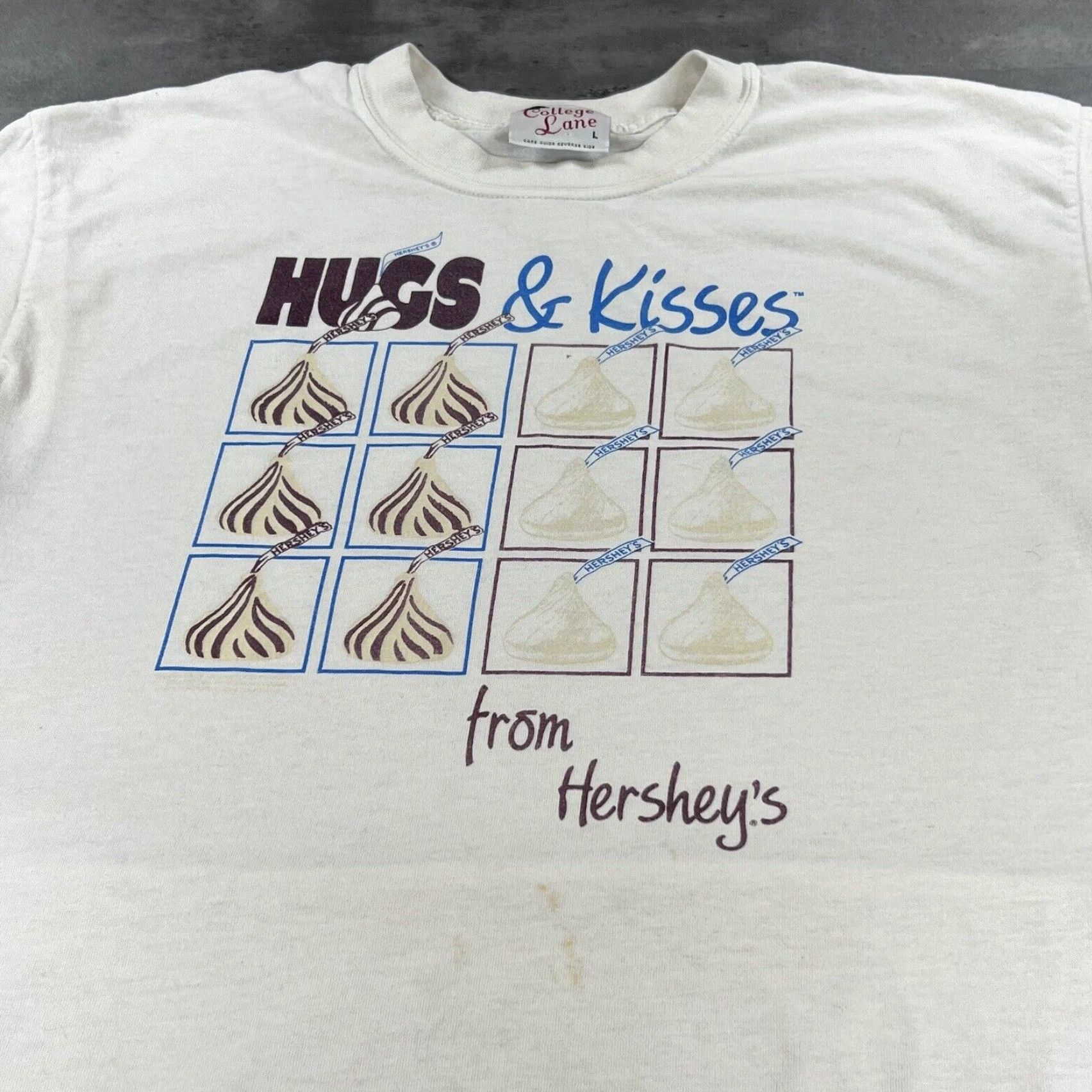 Vintage VINTAGE Hershey Kiss T Shirt Adult L White Fade Candy Chocolate Food Snack Promo Nike Center Swoosh 90s Logo Graphic Mens T-Shirt Size US L / EU 52-54 / 3 - 2 Thumbnail