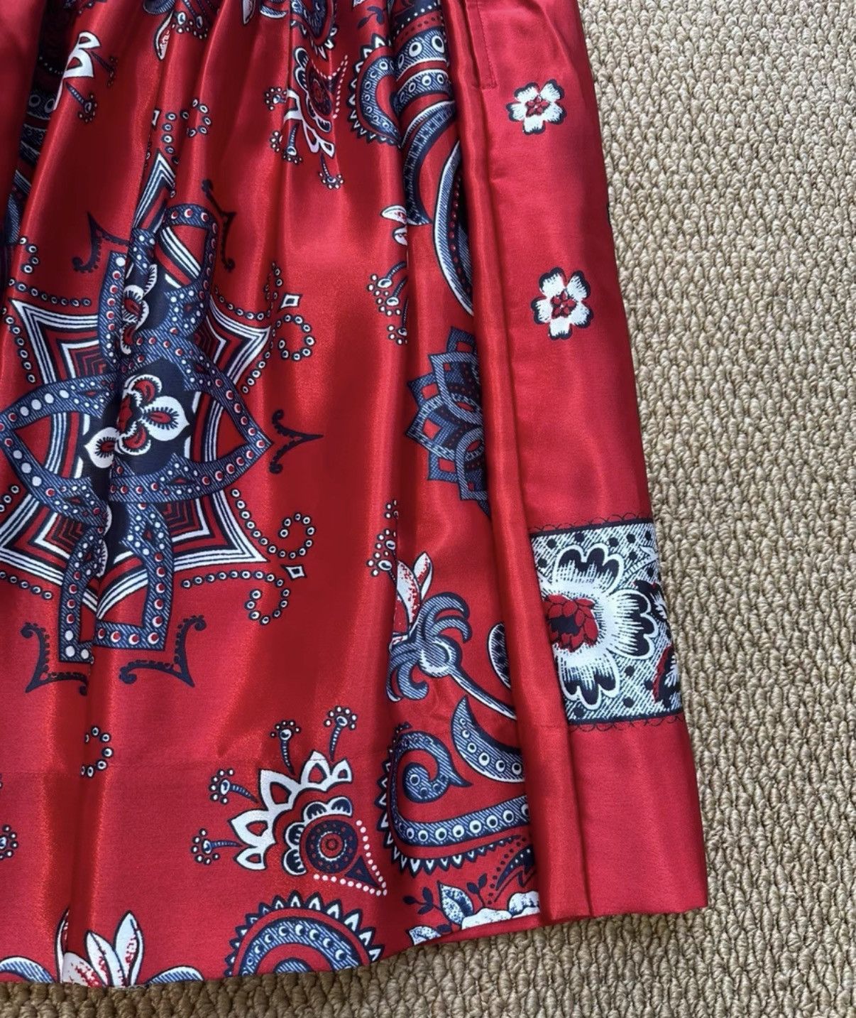 Comme des Garcons COMME des GARÇONS TAO Red Base Paisley Satin Skirt K23 Size 25" / US 0 / IT 36 - 6 Thumbnail