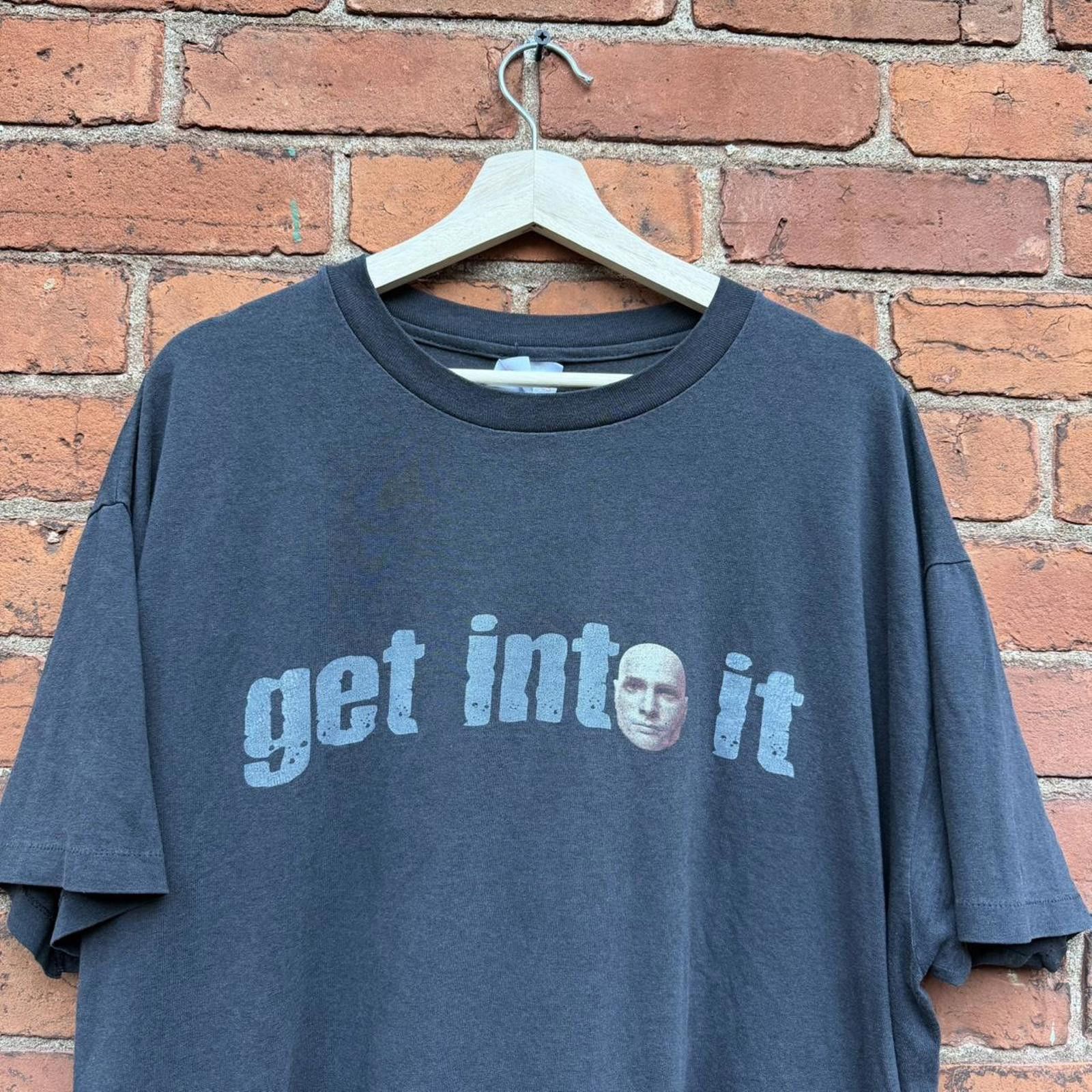 Hanes vintage get into it molson Canadian universal ticket t shirt Size US XL / EU 56 / 4 - 2 Thumbnail