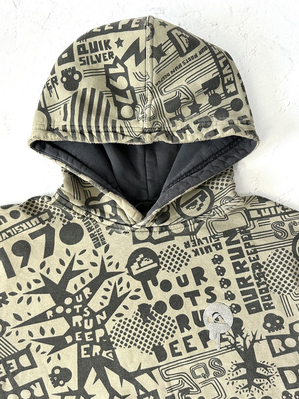 If Six Was Nine Vintage Quiksilver Printed Destroyed Hoodie Size US M / EU 48-50 / 2 - 6 Thumbnail