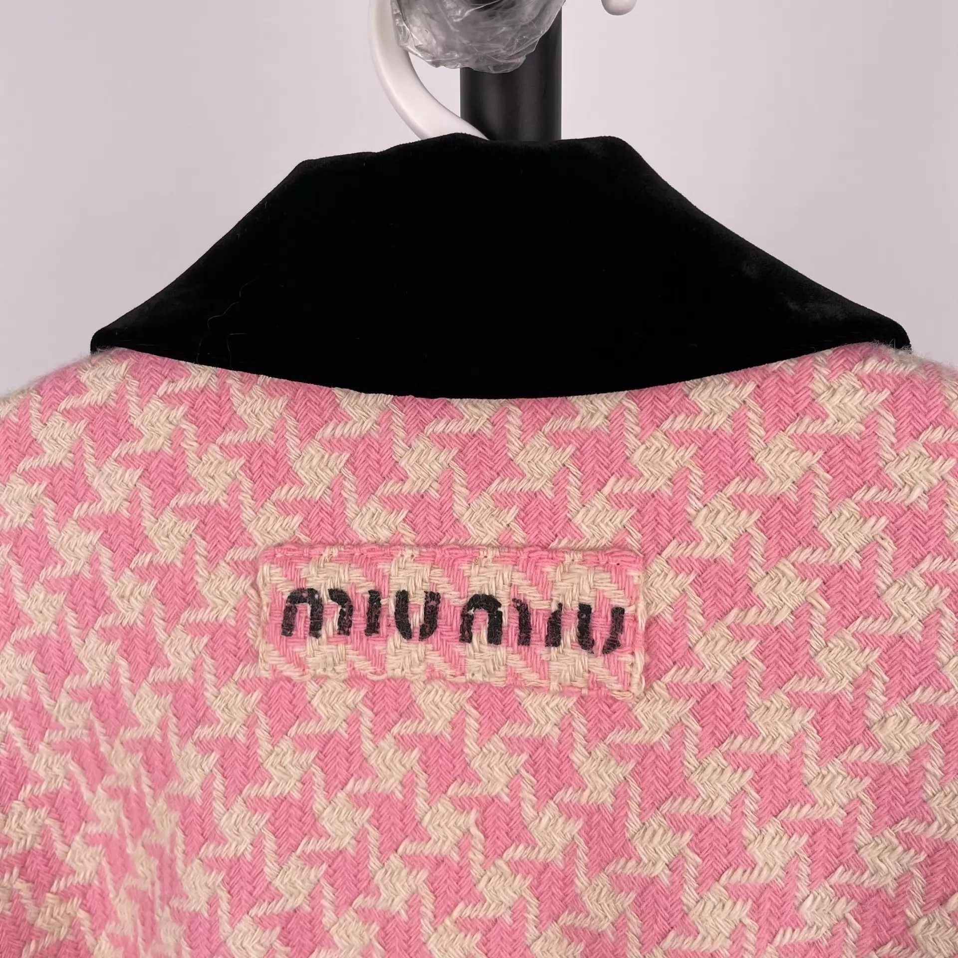 Miu Miu MIU MIU Women's Color Blocked Pink & Black Jacket Size XS / US 0-2 / IT 36-38 - 4 Thumbnail