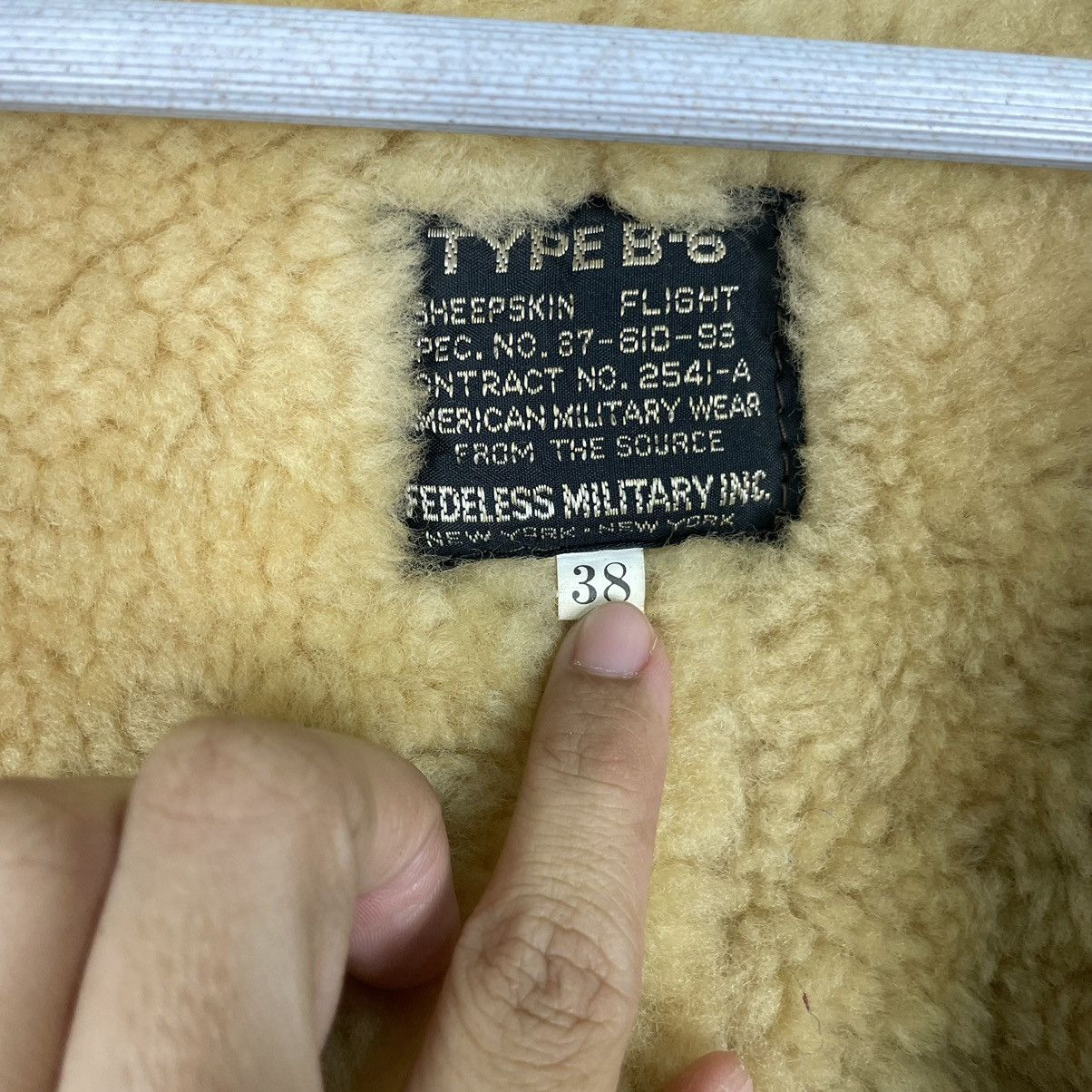Leather × Vintage 💥VINTAGE FEDELESS MILITARY SHEARLING B3 SHEEPSKIN JACKET Size US M / EU 48-50 / 2 - 14 Thumbnail