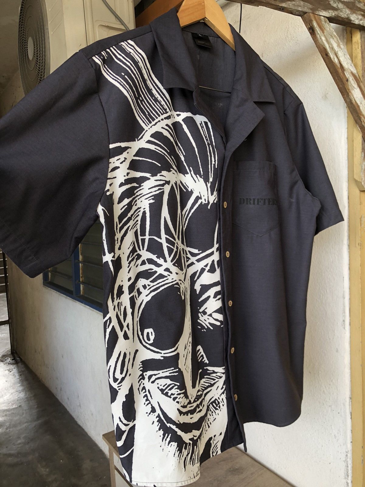 Anime Rare🔥 Drifters x Anime Oda Nobunaga Open Collar Shirt Size US XL / EU 56 / 4 - 7 Thumbnail