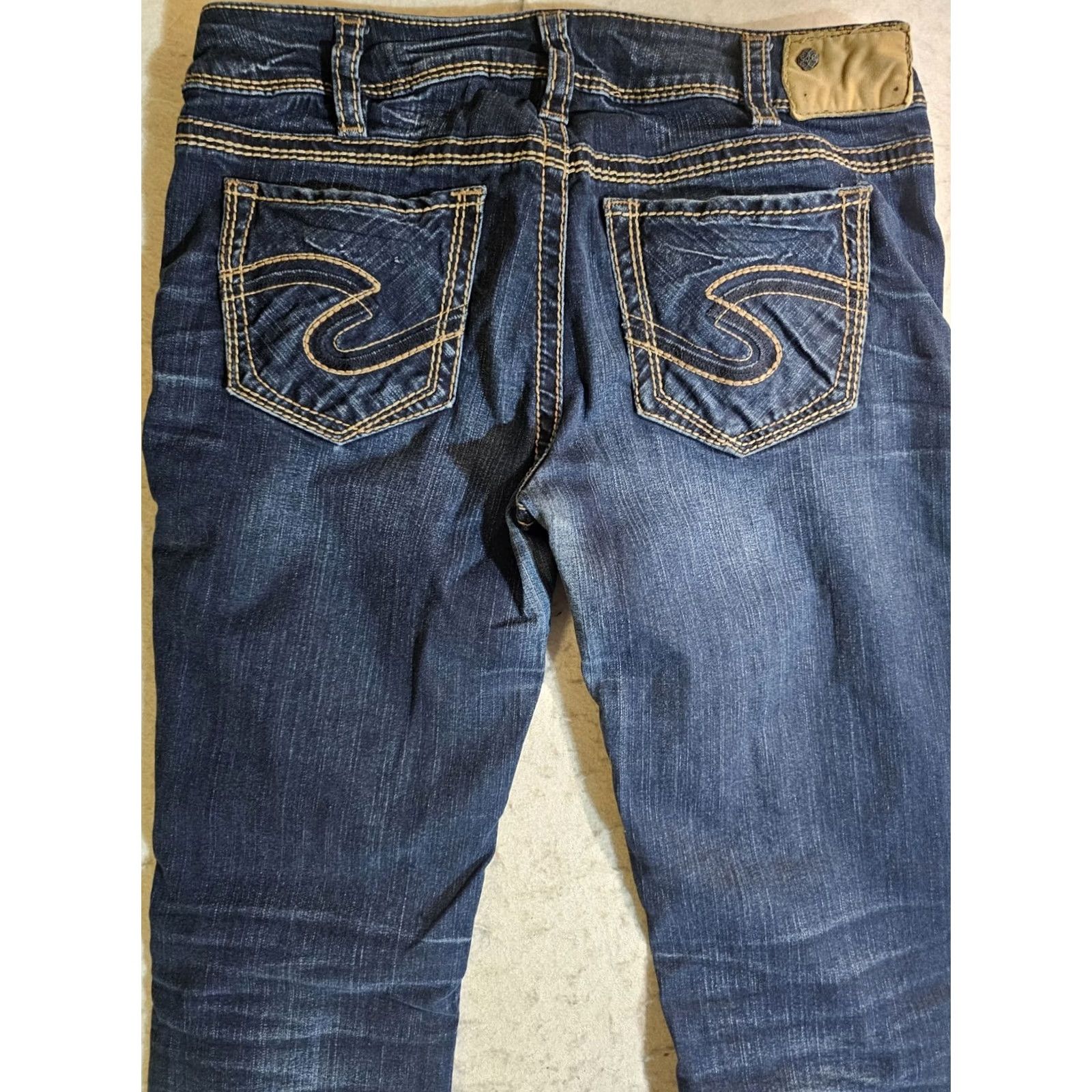 Silver Jeans Co. Silver Jeans Co. Suki Mid Straight Jeans Women 31x32 Blue Denim Stretch 5-Pocket Distressed Cowboy Southwestern Logo Vintage? No Size 24" / US 00 / IT 34 - 4 Thumbnail