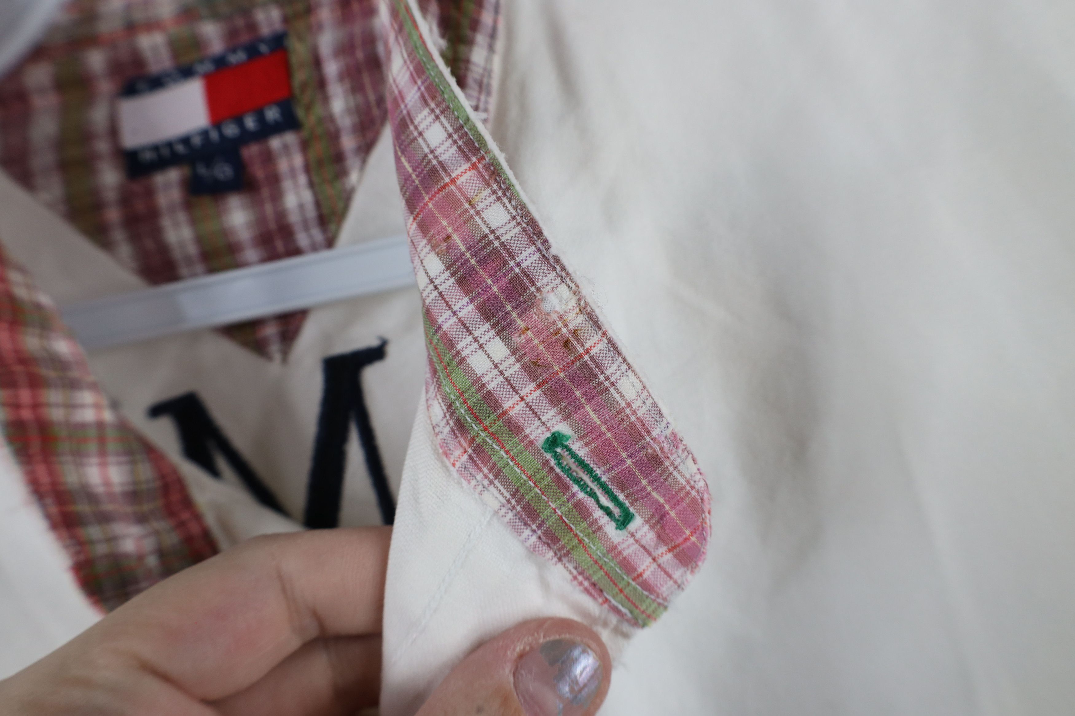Tommy Hilfiger × Vintage Vintage 90s Tommy Hilfiger Big Logo Band Collar Button Shirt Size US L / EU 52-54 / 3 - 10 Thumbnail