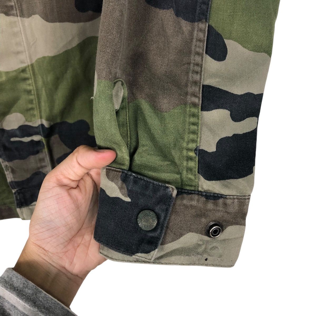 Japanese Brand 📌Vintage Biker Military Camouflage Multi Pocket Cargo Size US S / EU 44-46 / 1 - 16 Thumbnail