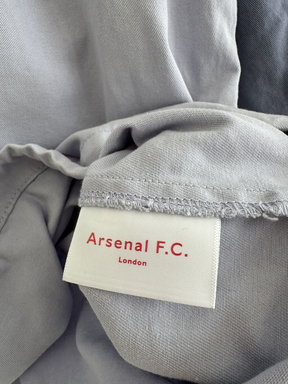 Other Arsenal Soccer Drill Top Football Sweatshirt Memorabilia Kit Size US S / EU 44-46 / 1 - 13 Thumbnail