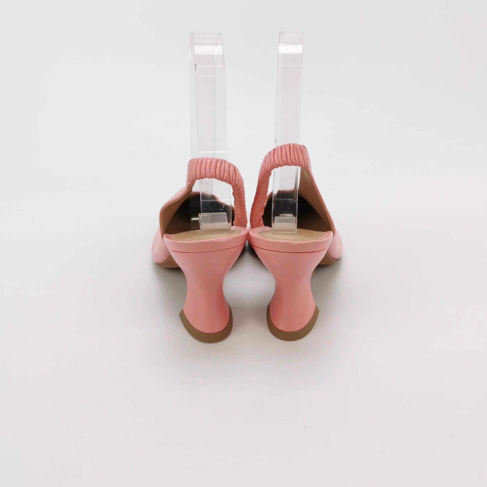 Bottega Veneta Bottega Veneta women's 37 sandals Size US 6 / IT 36 - 2 Thumbnail