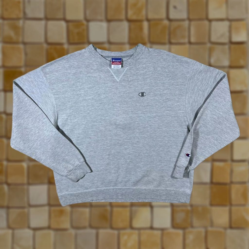 Champion VINTAGE Champion Sweatshirt Grey Embroidered Logo Made In Mexico XL Crewneck Mens Size US XL / EU 56 / 4 - 1 Thumbnail