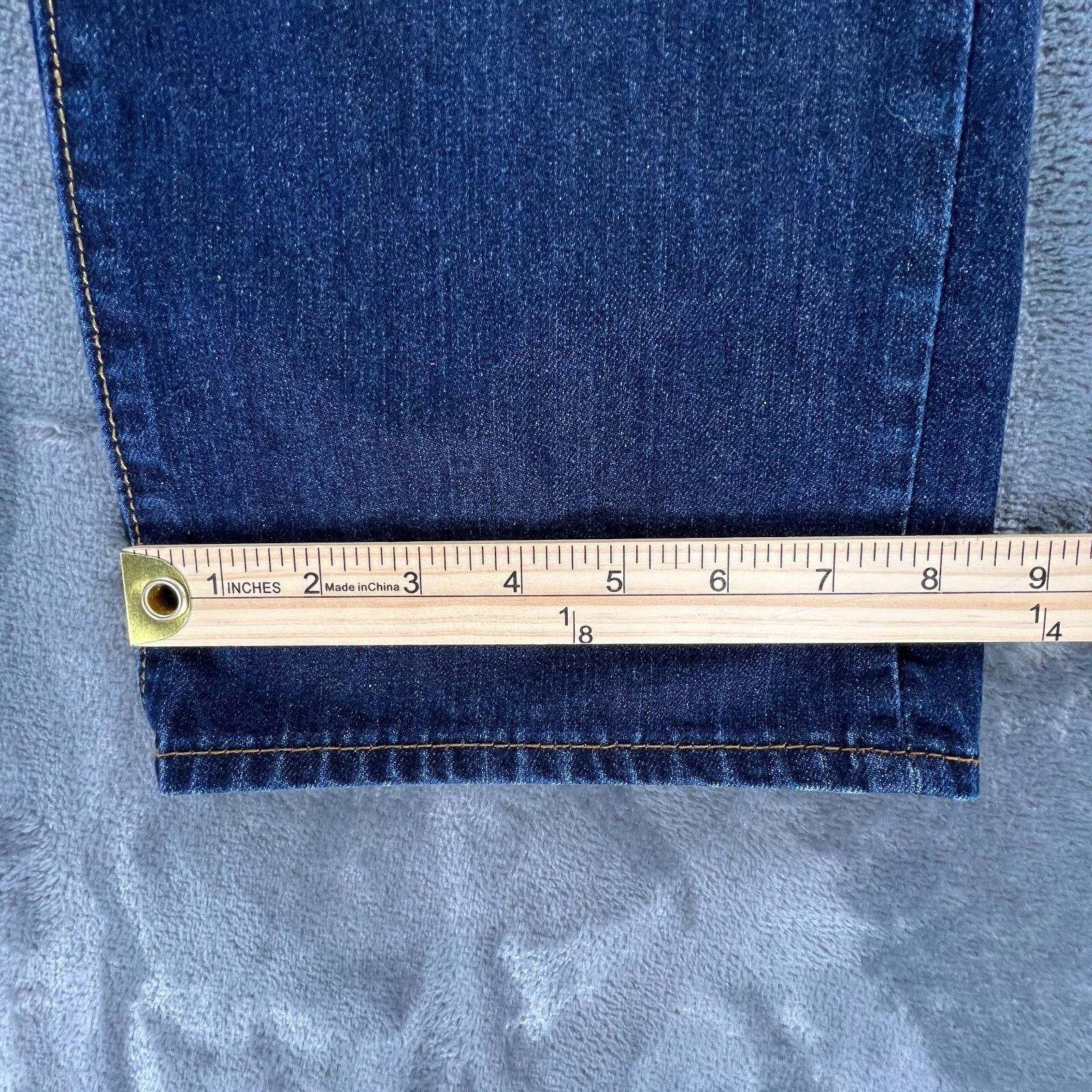 Gap Gap 1969 Jeans Men 32 x 32 Boot Cut Blue Denim Classic Vinta Size US 32 / EU 48 - 9 Thumbnail