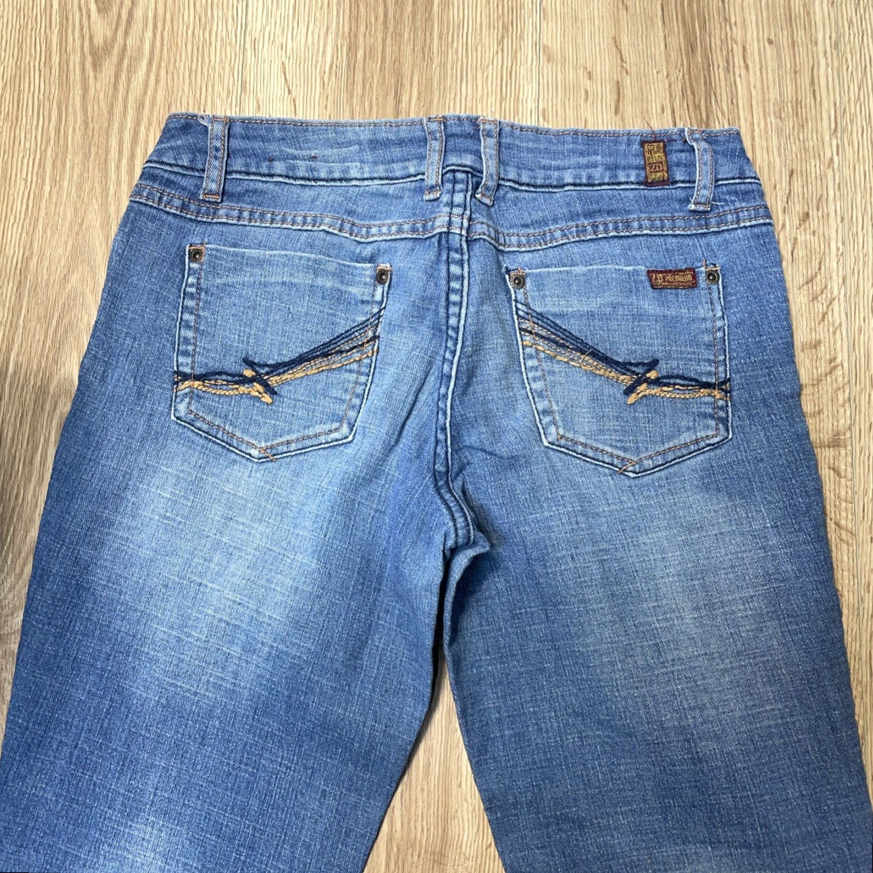 Vintage ZD Zana Di Womens Jeans Size 9 Boot Cut Low Rise Denim Blue Juniors Size 30" / US 8 / IT 44 - 7 Thumbnail
