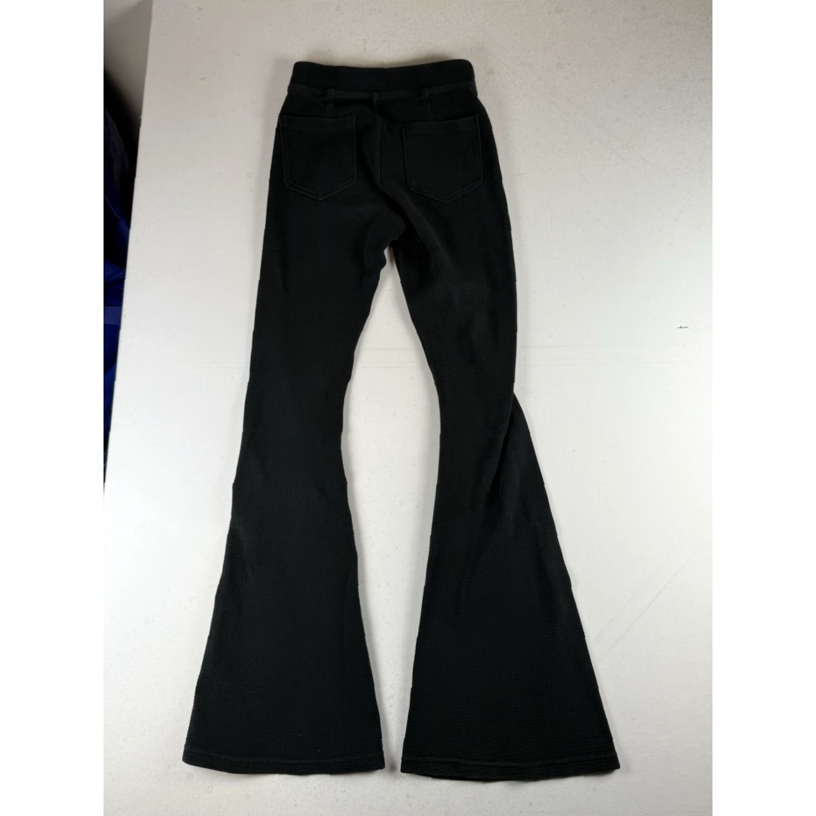 Vintage VINTAGE OFFLINE by Aerie Leggings Flared Sweatpants Womens S Black Knit Cotton Spandex Elastic Waist Ribbed Stretch Yoga Size 28" / US 6 / IT 42 - 7 Thumbnail