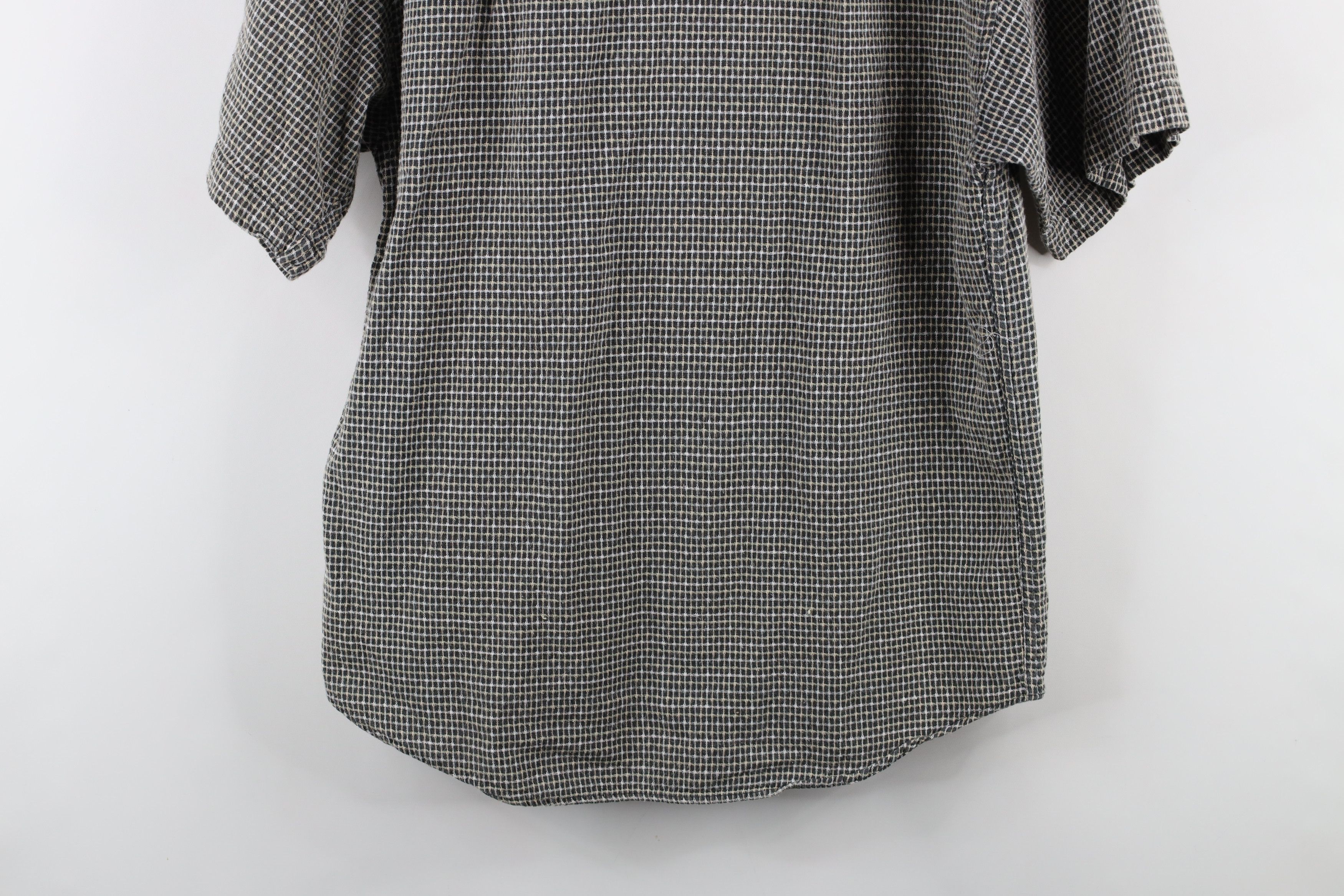 Vintage Vintage 90s Streetwear Short Sleeve Collared Button Shirt Size US M / EU 48-50 / 2 - 10 Thumbnail