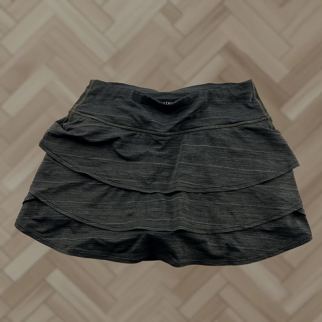 Athleta Athleta Skirt Women's S Gray Tennis Athletic Ruffle Casual Activewear Short/Skirt Women’s Small Gray Tennis Size 28" / US 6 / IT 42 - 1 Thumbnail