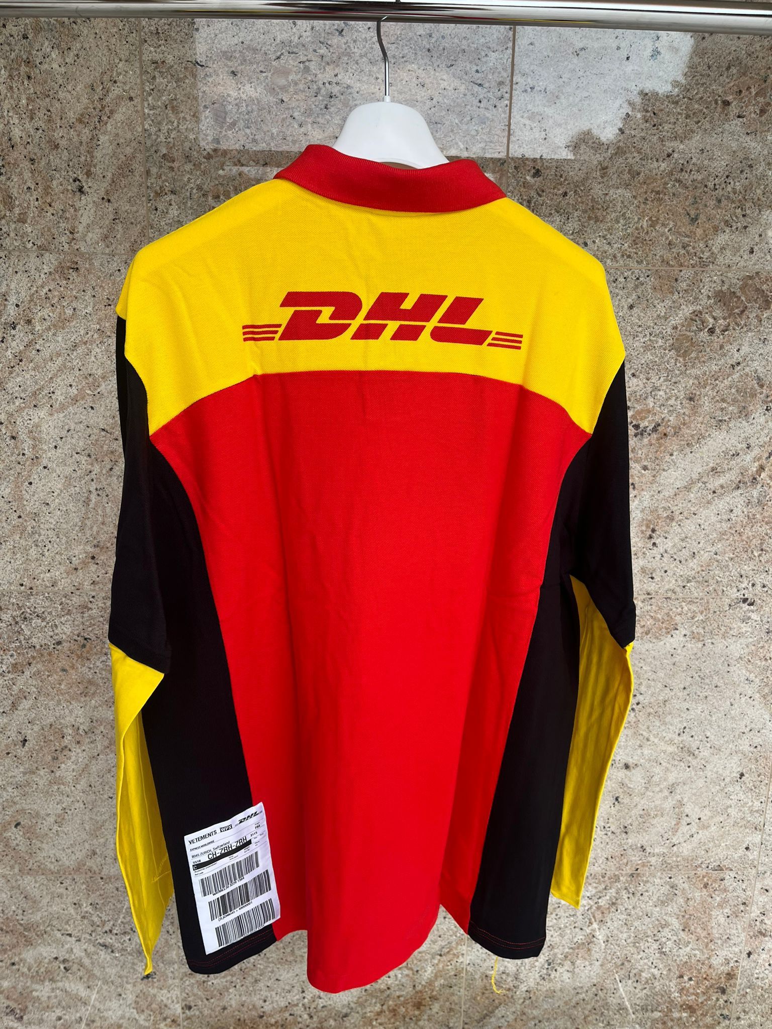 Vetements SS18 Q:2 / DHL Logo Polo in Multicolor Size US M / EU 48-50 / 2 - 18 Thumbnail