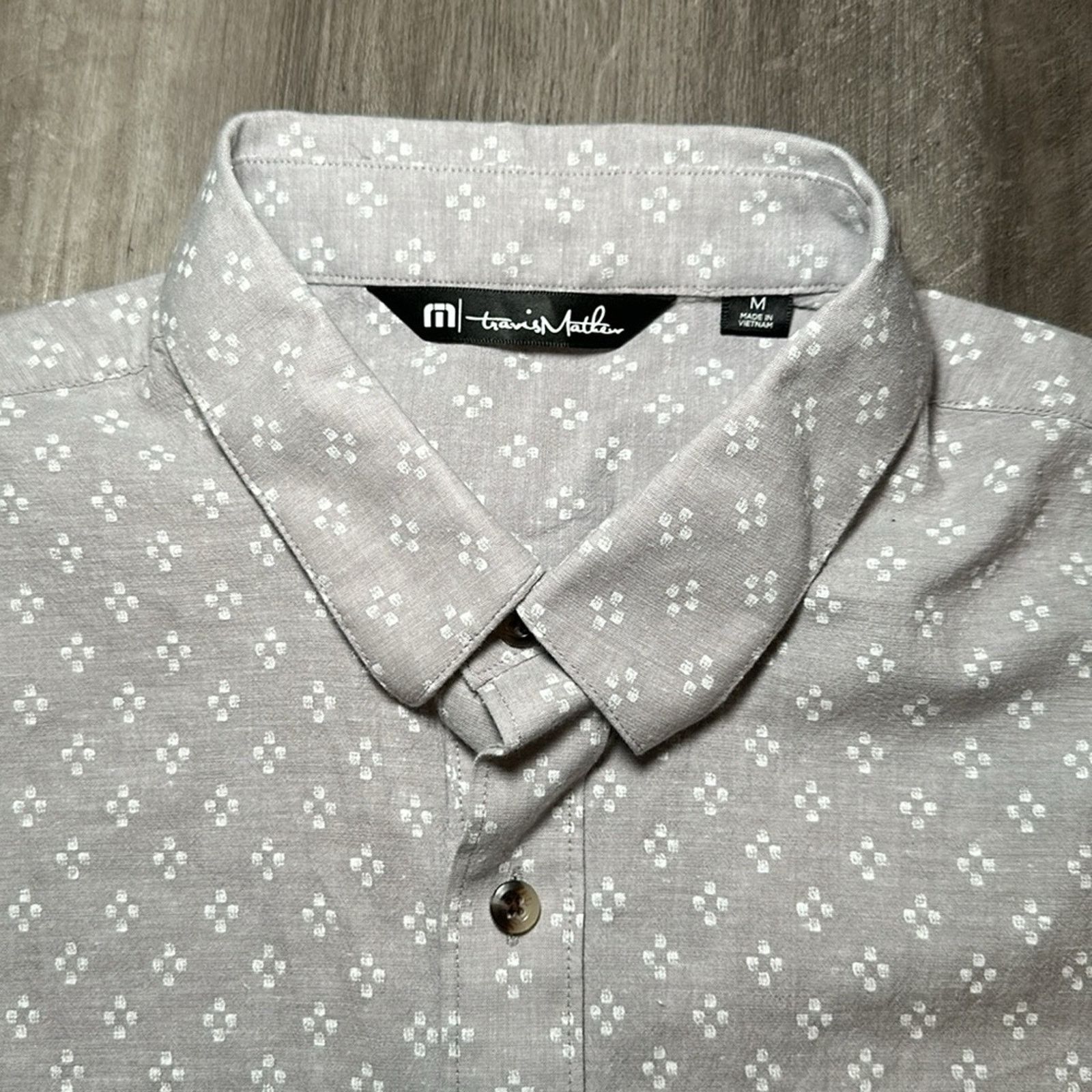 TravisMathew Travis Mathew On Point Short Sleeve Stretch - Medium Size US M / EU 48-50 / 2 - 6 Thumbnail