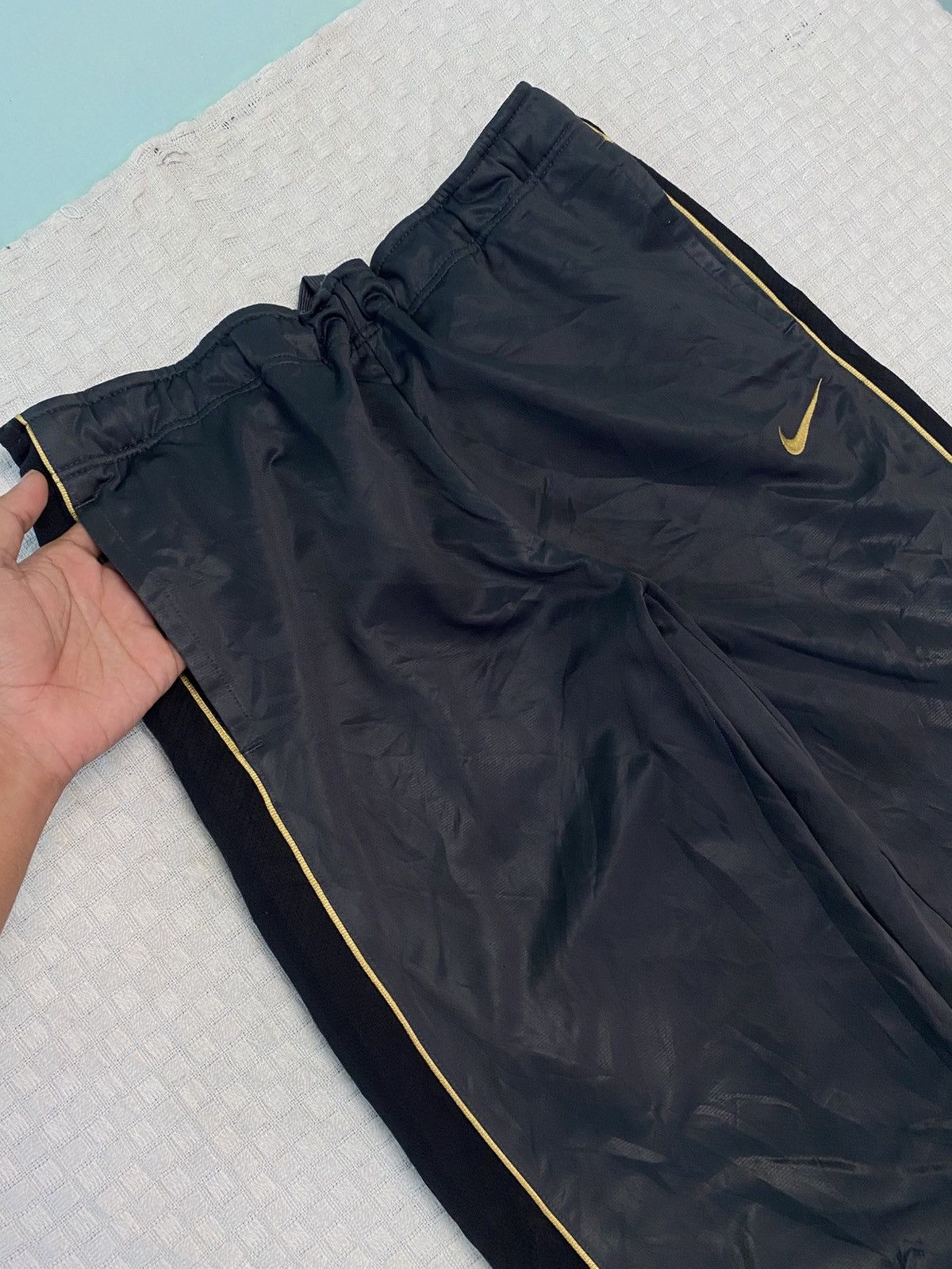 Billie Eilish × Nike 💥 VINTAGE NIKE 90S BAGGY WIDE LEG SWOOSH TRACK PANTS Y2K Size US 28 / EU 44 - 2 Thumbnail