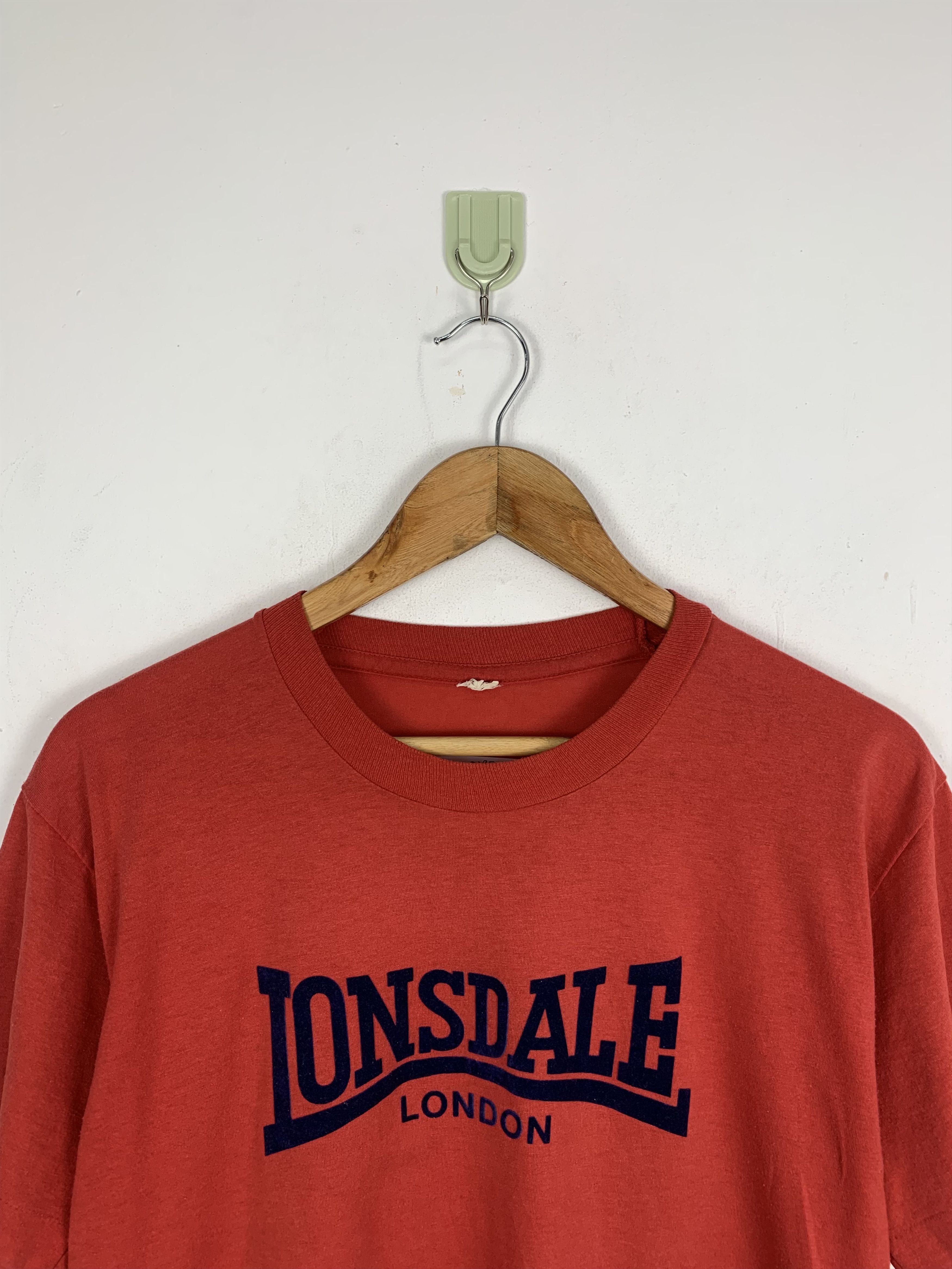 Lonsdale × Vintage Vintage 80s Lonsdale Single Stich Paper Thin T Shirt TA0295 Size US M / EU 48-50 / 2 - 2 Thumbnail