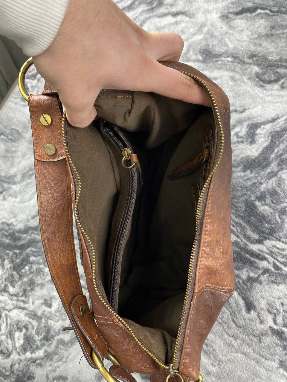 Dolce & Gabbana Vintage Dolce Gabbana Leather Shoulder Bag 90s Big Logo DG Size ONE SIZE - 10 Thumbnail