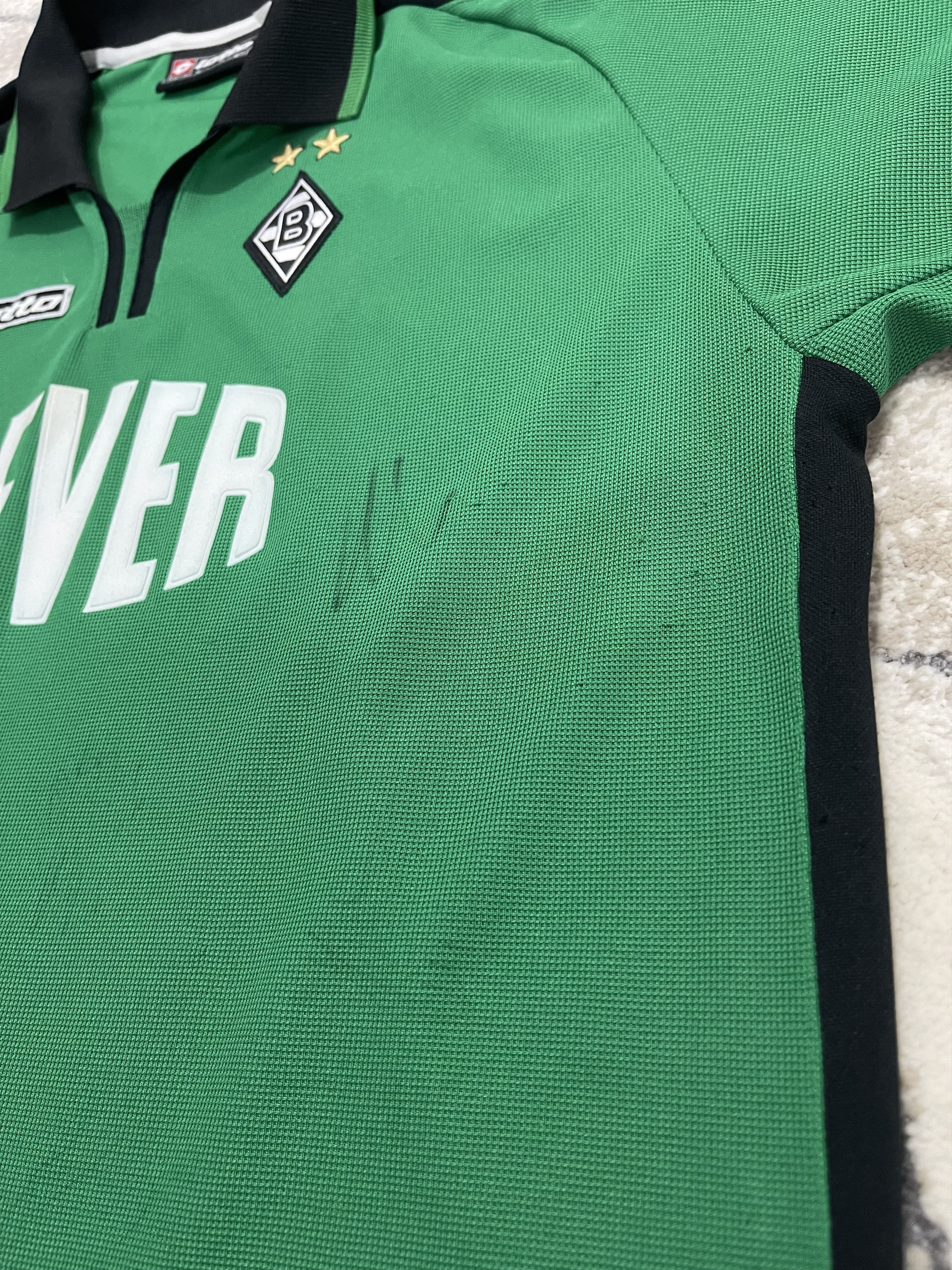 Lotto Sport Borussia M’gladbach GK Neuville #27 Signed Boys XL/M Size US M / EU 48-50 / 2 - 9 Thumbnail