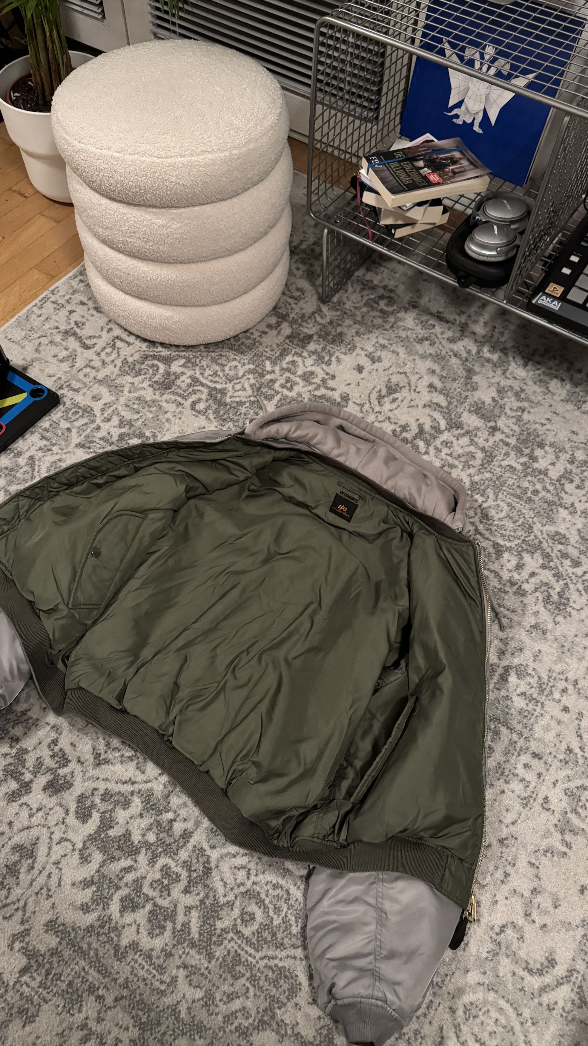 Alpha Industries × Vetements Vetements x Alpha Industries 2018 Reversible Bomber Jacket Size US XS / EU 42 / 0 - 4 Thumbnail