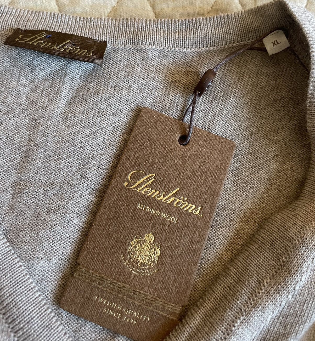 Strenstroms Merino Wool V-Neck Neck Sweater Size US XL / EU 56 / 4 - 3 Thumbnail