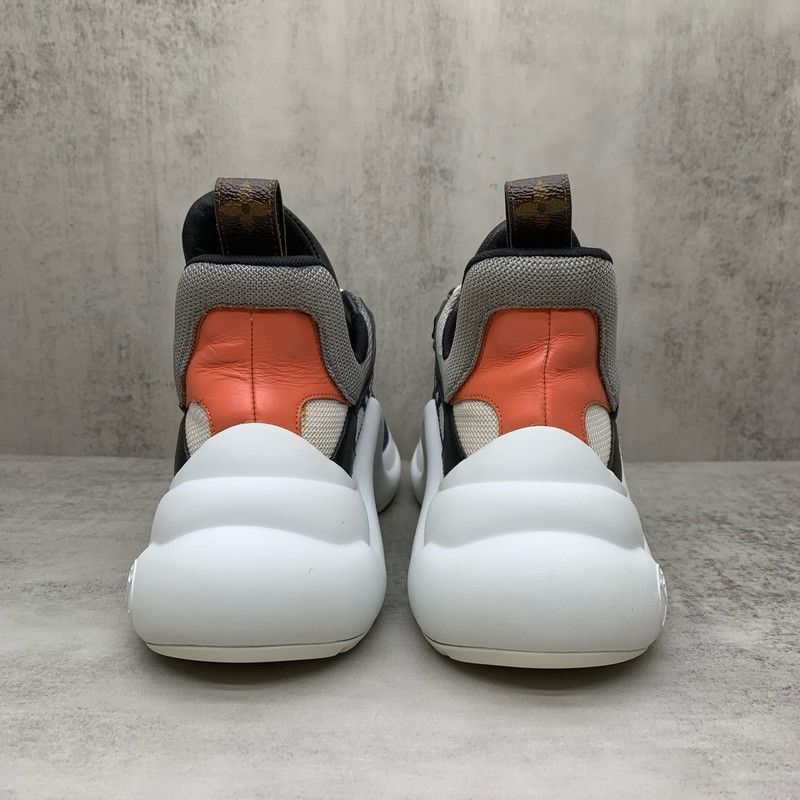 Louis Vuitton Louis Vuitton Leather Athletic Sneakers in White Black Blue Size US 7.5 / EU 40-41 - 1 Thumbnail