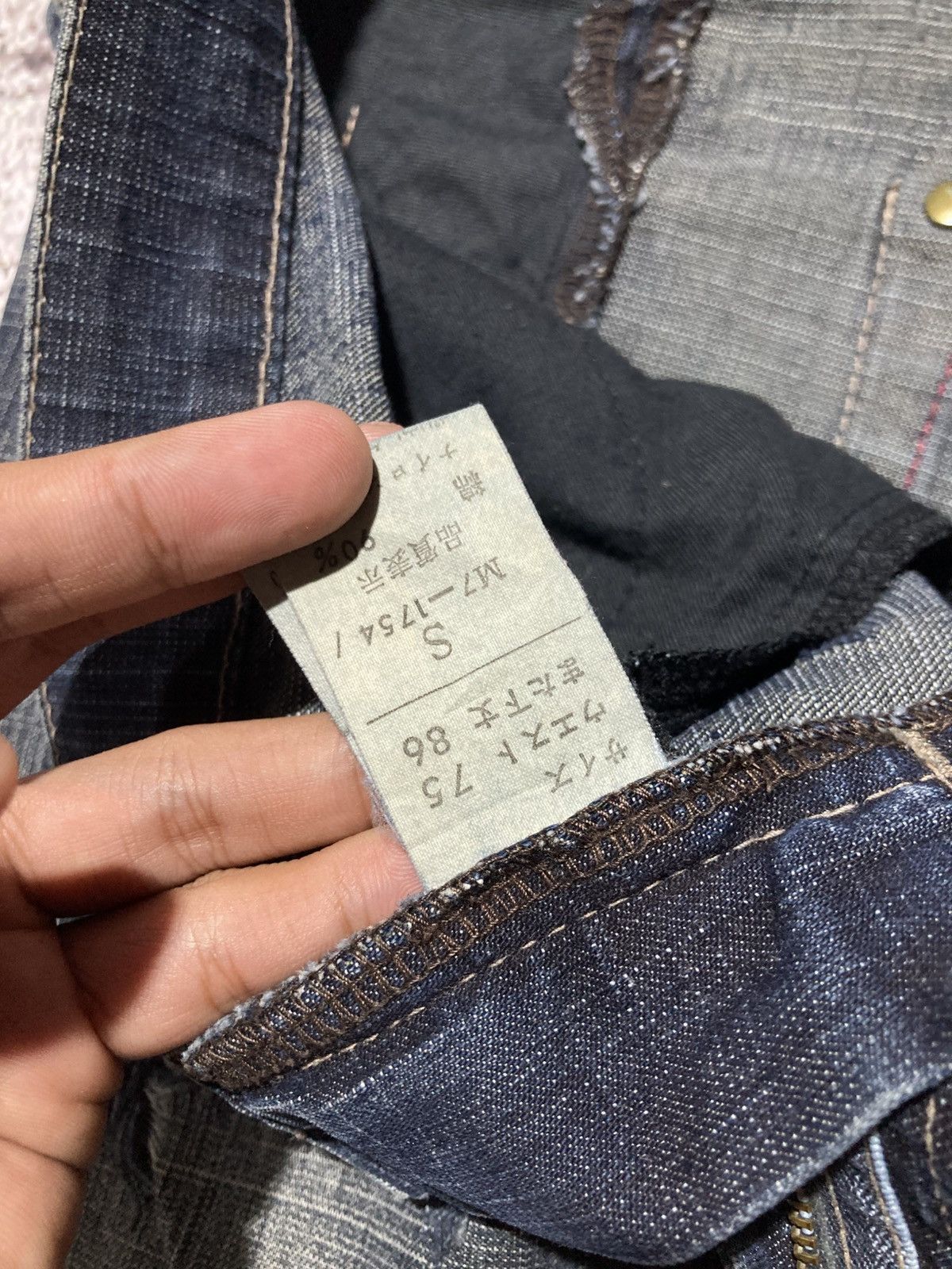 Marithe + Francois Girbaud 2000s Marithe + Francois Girbaud Distressed Bootcut Jeans Size US 28 / EU 44 - 19 Thumbnail