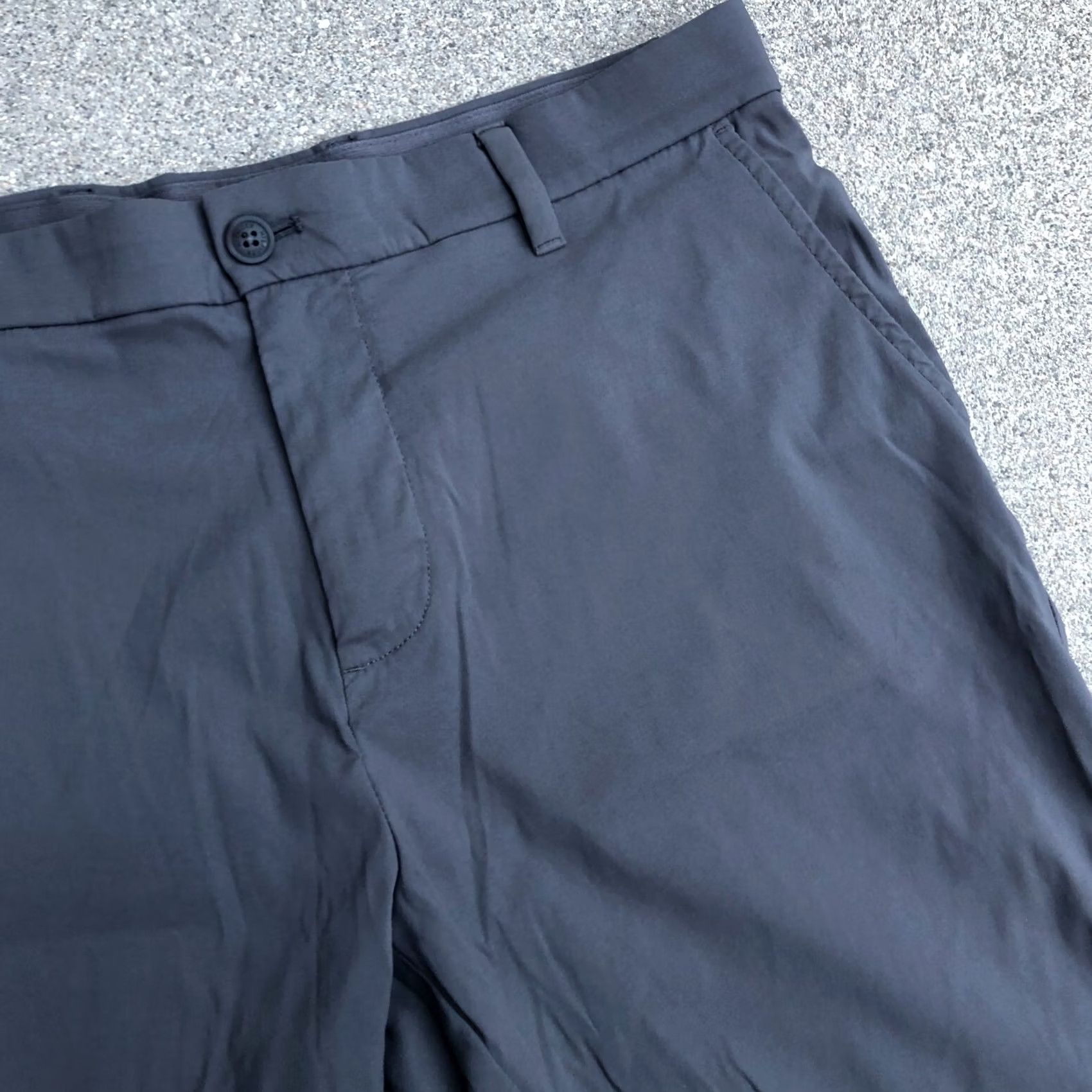 Tommy Hilfiger TOMMY HILFIGER Nylon Chino Shorts 34 Men's Grey Bottoms Size US 34 / EU 50 - 4 Thumbnail