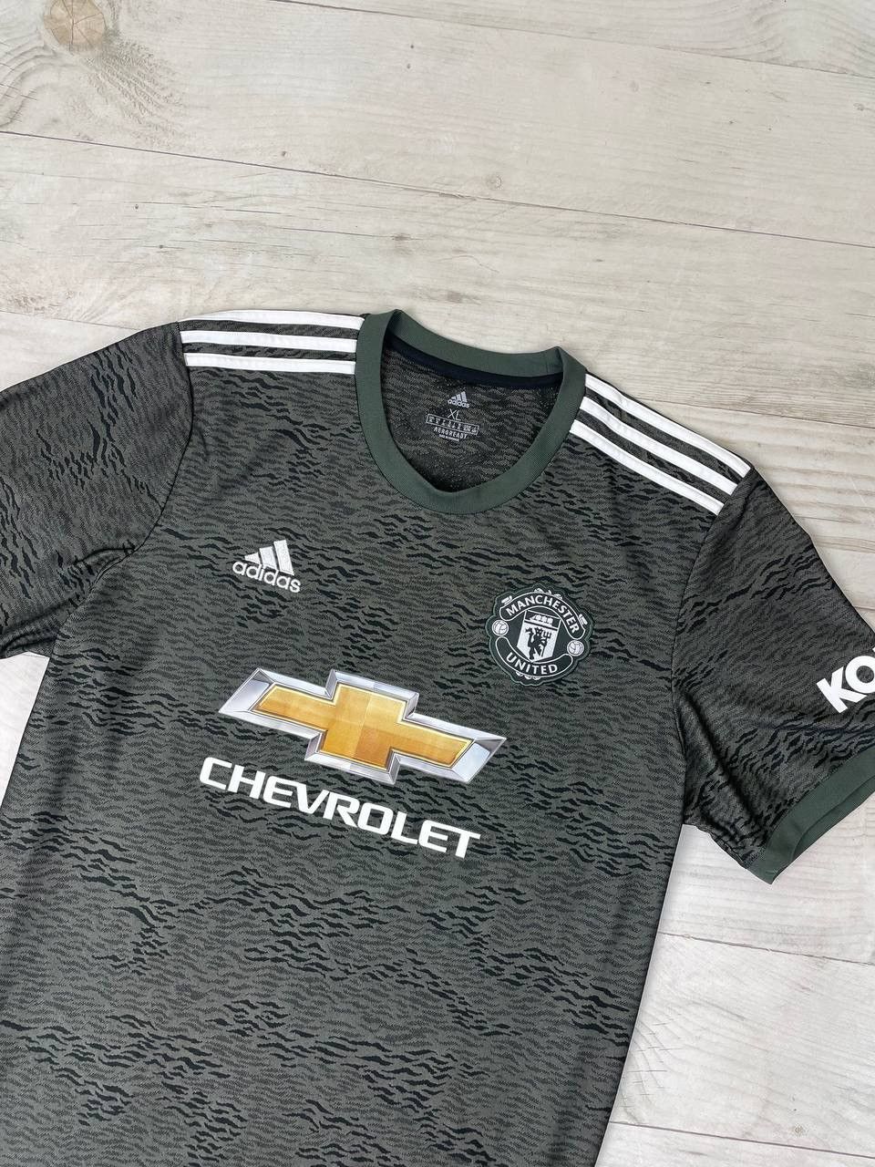 Adidas Adidas MANCHESTER UNITED 2020 2021 AWAY Shirt SOCCER Jersey Size US XL / EU 56 / 4 - 2 Thumbnail