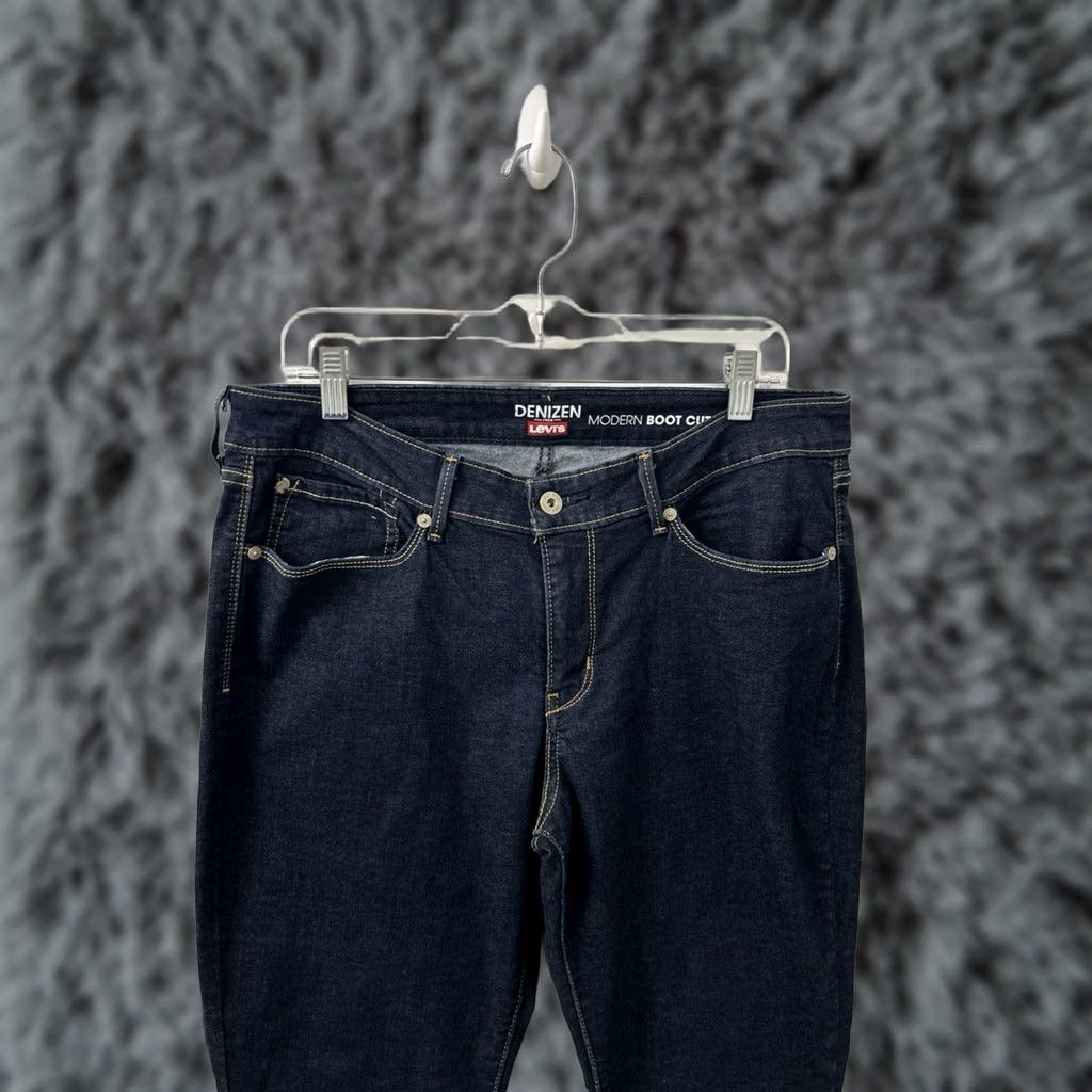 Denizen Levis Denizen Modern Boot Cut Jeans Womens Size 33x28 Dark Wash Stretch Denim Slim Embroidered Logo 5-Pocket Regular Rise Womens Jeans Size 24" / US 00 / IT 34 - 1 Thumbnail