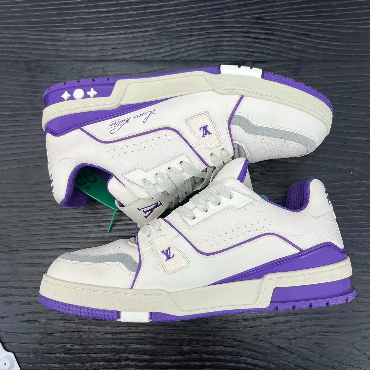 Louis Vuitton LV Trainers White Purple US 7 Mint Size US 8 / EU 41 - 2 Thumbnail