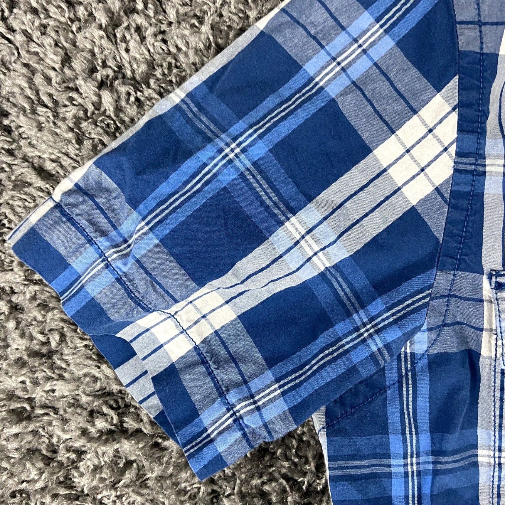 Tommy Hilfiger VINTAGE Tommy Hilfiger Button-Up Shirt Men XS Short Sleeve Plaid Blue Adults XS Men Size US 27 - 3 Thumbnail