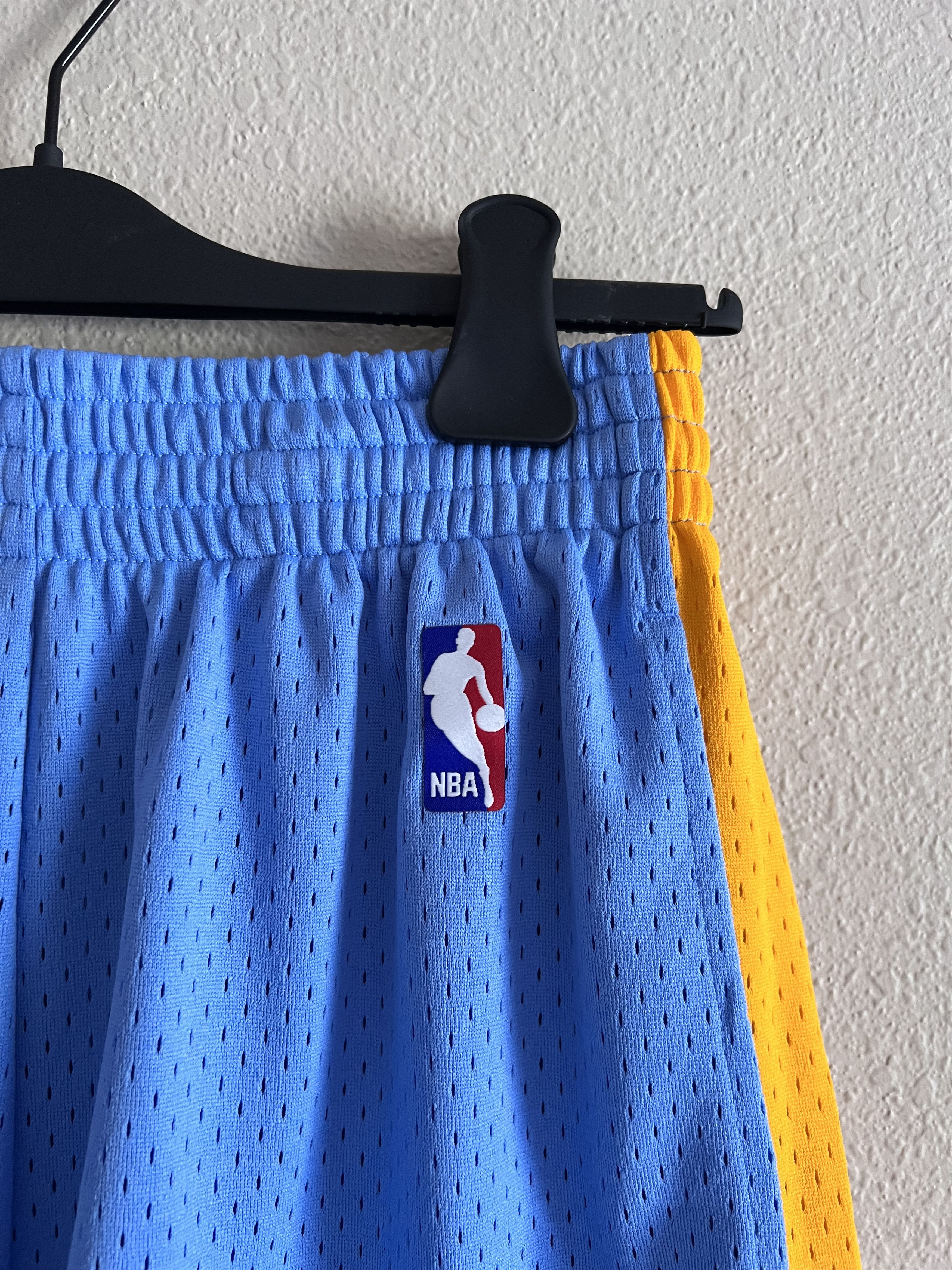 Mitchell & Ness Mitchell & Ness Los Angeles Lakers 2001 in Blue Size US 30 / EU 46 - 2 Thumbnail