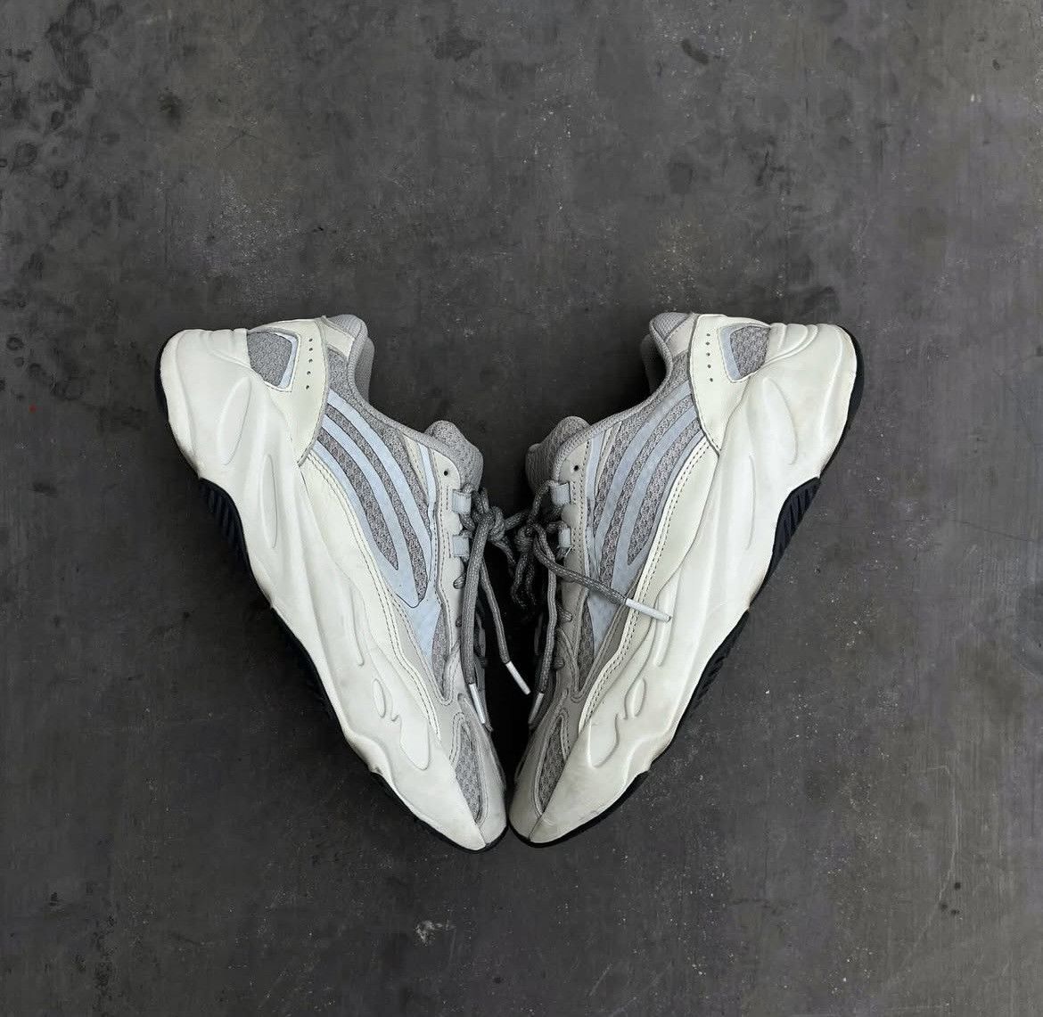 Yeezy Adidas Yeezy Boost 700 Static Size US 9.5 / EU 42-43 - 4 Thumbnail