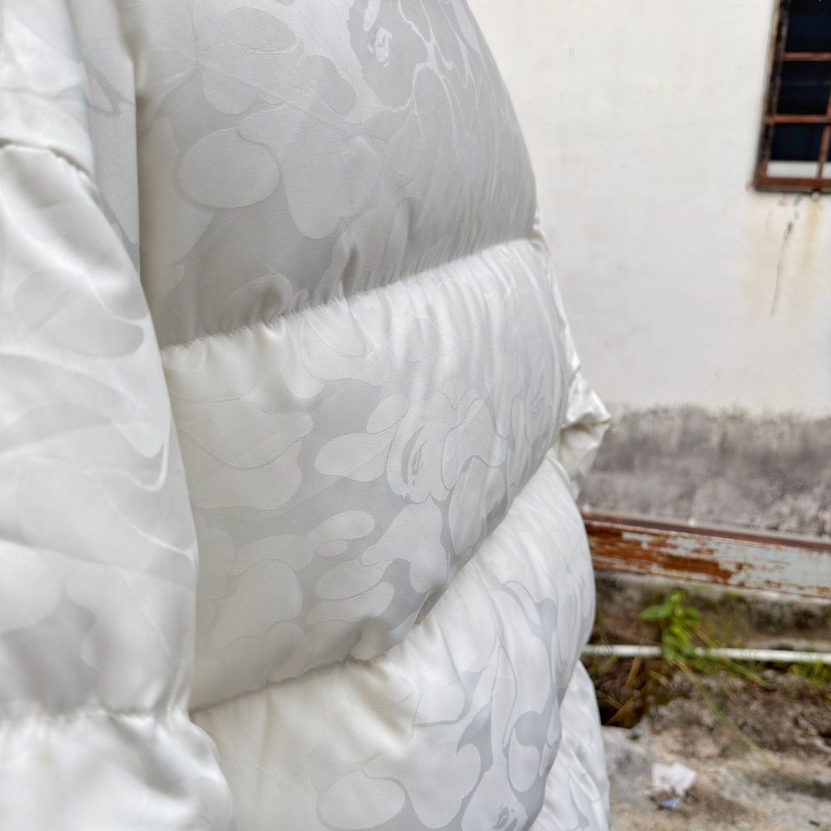 Bape Bape TONAL SOLID CAMO White Puffer Down Jacket Size US M / EU 48-50 / 2 - 18 Thumbnail