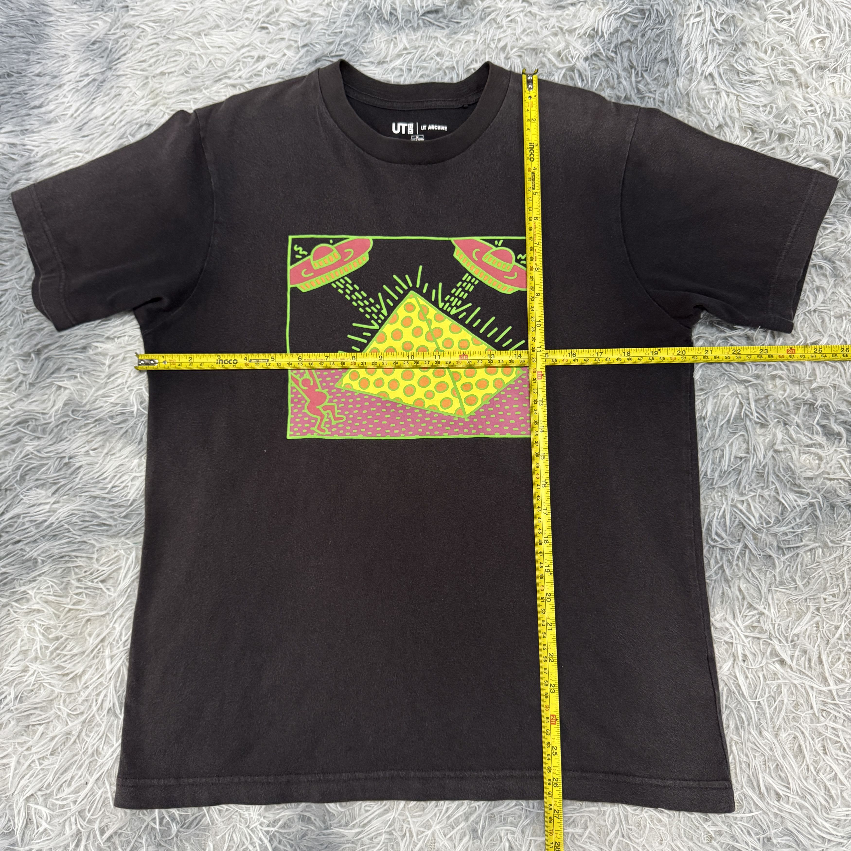 Uniqlo Uniqlo UT Archive Keith Haring UFO Flying Saucer Sunfaded Size US M / EU 48-50 / 2 - 5 Thumbnail