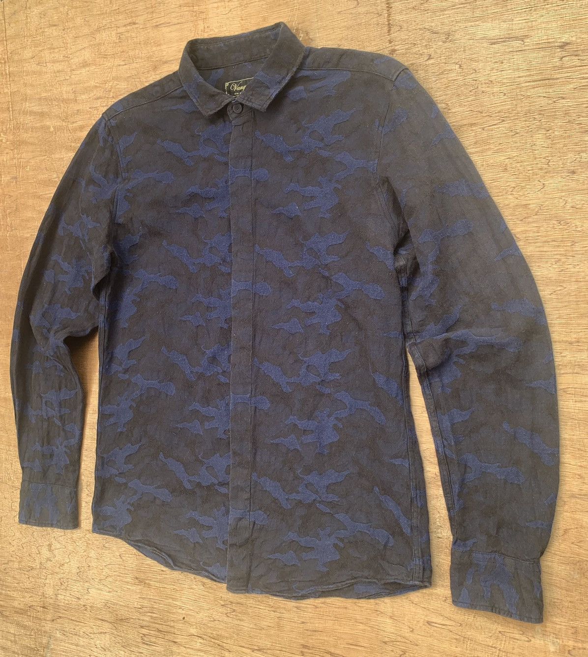 Japanese Brand Vanquish 10th Anniversary Camouflage Shirt Size US M / EU 48-50 / 2 - 4 Thumbnail