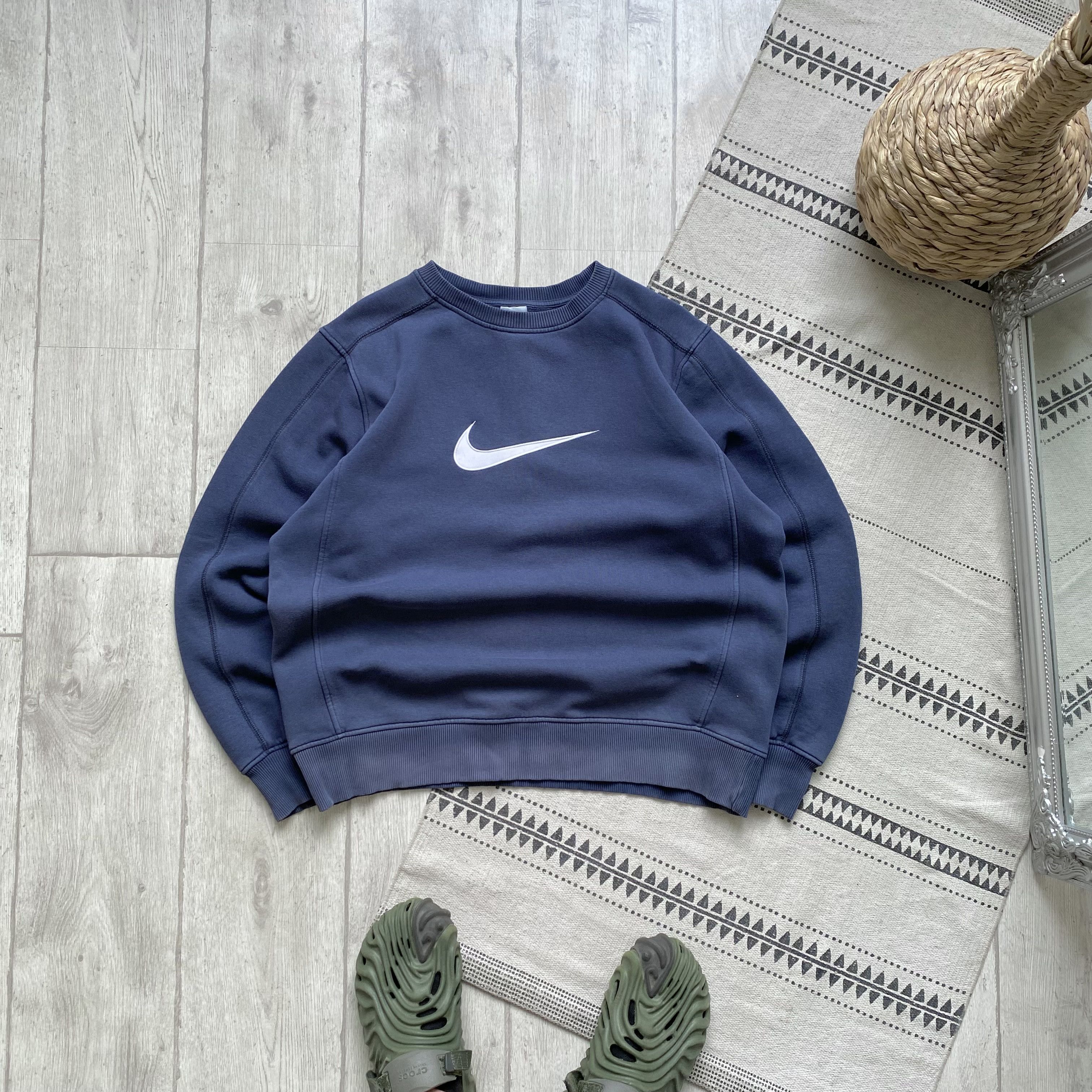 Nike Vintage 90s Faded Nike Sweatshirt center logo Swoosh Size US L / EU 52-54 / 3 - 1 Thumbnail