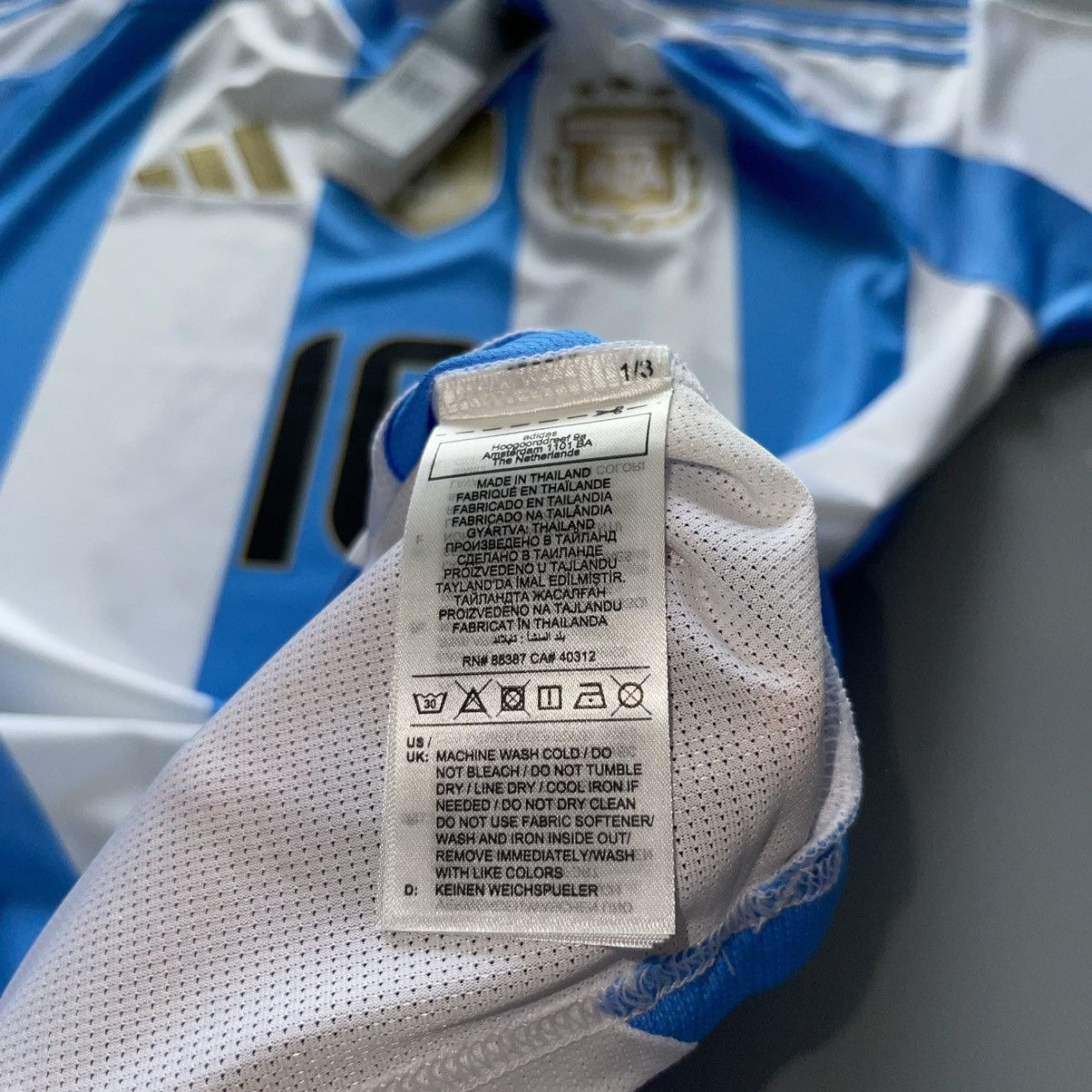 Other NWT ARGENTINA ADIDAS 2024 FOOTBALL HOME JERSEY #10 MESSI Size US M / EU 48-50 / 2 - 11 Thumbnail
