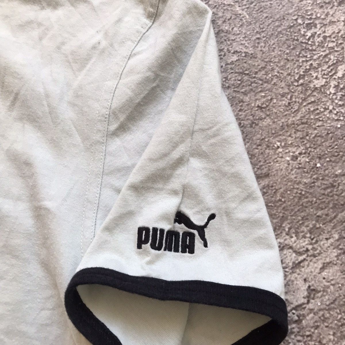 Vintage Vintage Y2K Puma Sneaker Graphic Tee Streetwear Washed M Size US M / EU 48-50 / 2 - 5 Thumbnail