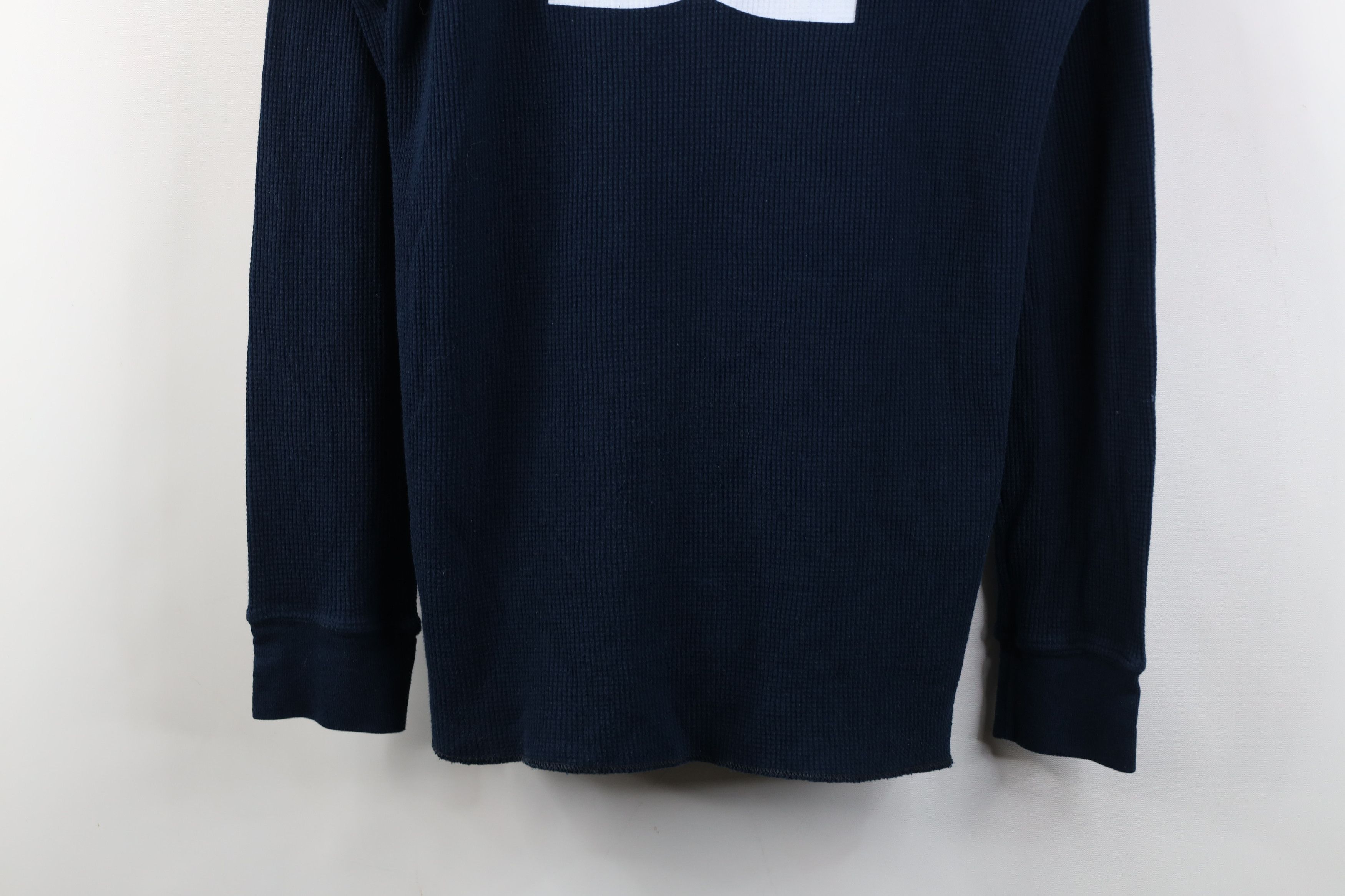 Vintage Vintage DC Shoes Skateboarding Knit Long Sleeve T-Shirt Size US L / EU 52-54 / 3 - 3 Thumbnail