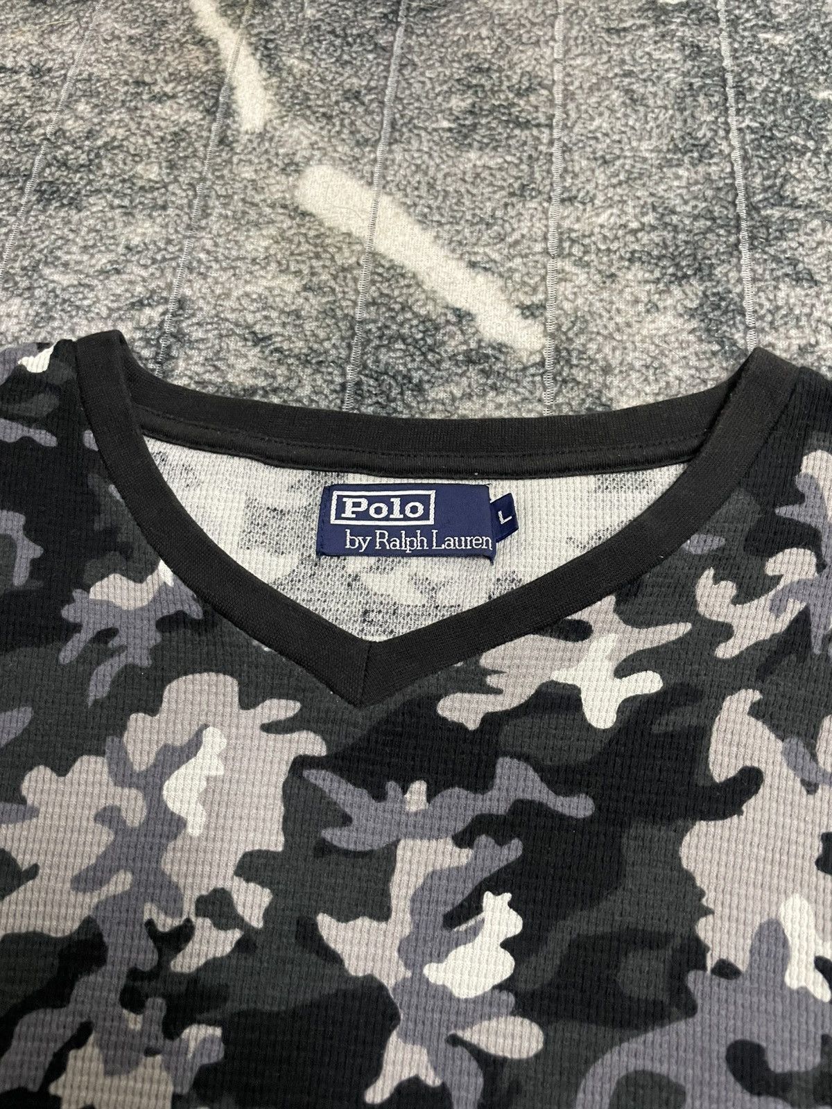 Polo Ralph Lauren POLO RALPH LAUREN CAMO SWEATSHIRT V NECK Size US L / EU 52-54 / 3 - 7 Thumbnail